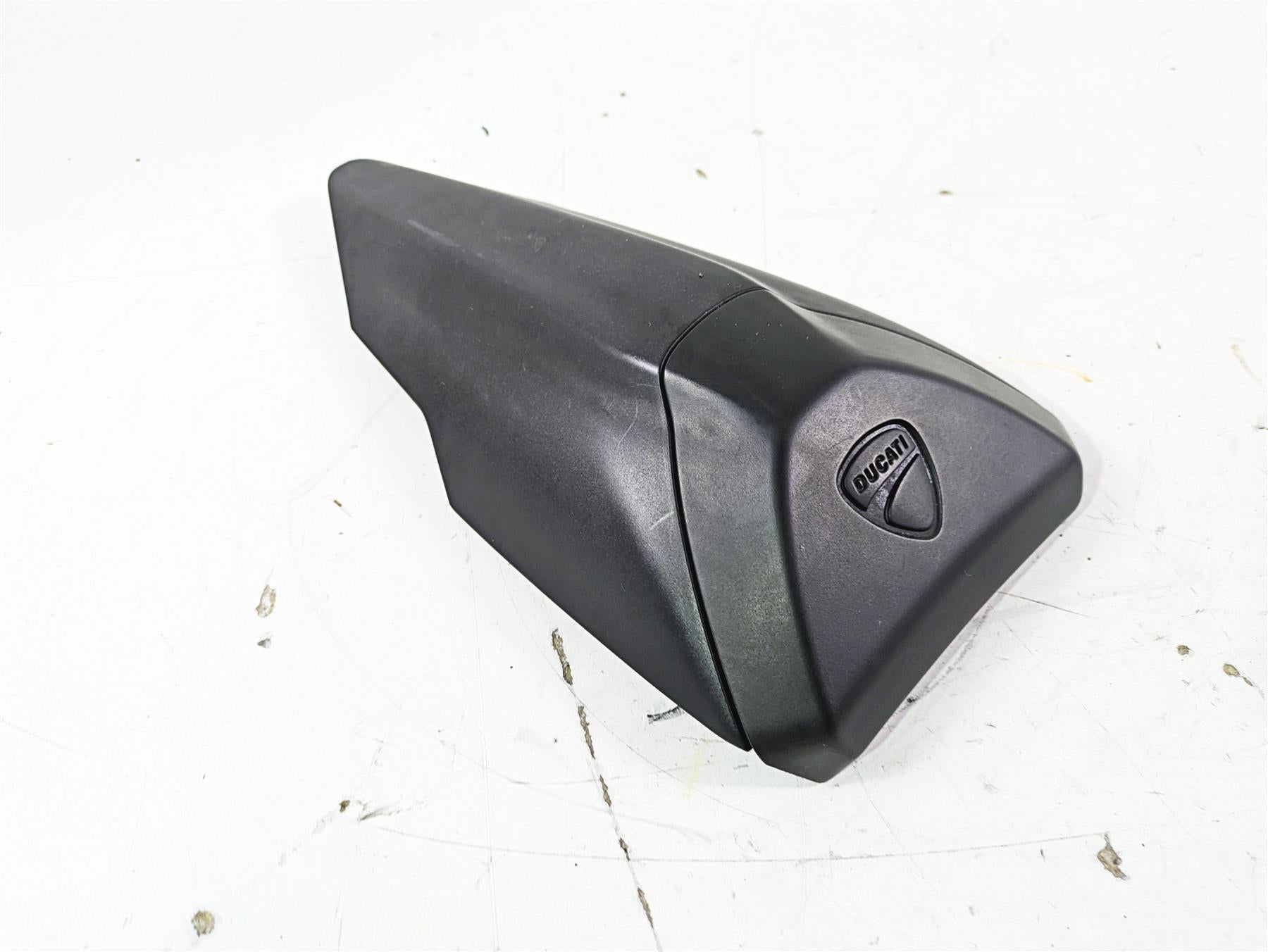2015 Ducati Panigale 1299 S Rear Passenger Seat Cover Cowl 24715141A {{ shop.shopifyCountryName }} - Mototech271
