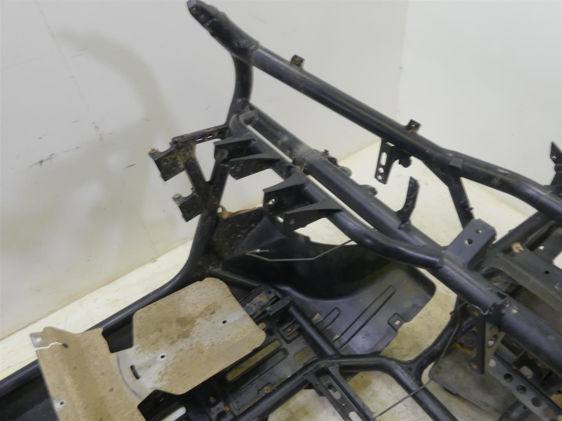 2016 Yamaha YXZ1000 R EPS SE Straight Main Frame Chassis With Clean Pennsylvania Title 2HC-F1110-50-00 {{ shop.shopifyCountryName }} - Mototech271