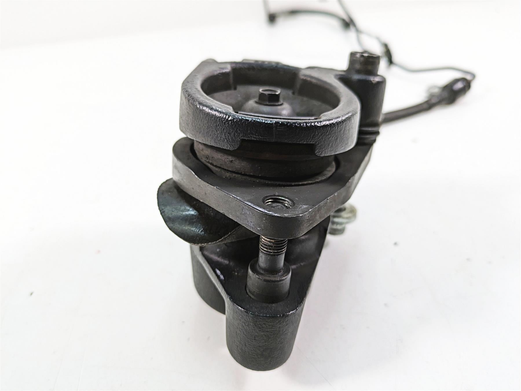 2006 Harley Softail FXSTSI Springer Front Brake Caliper & Oem Line 44077-88F {{ shop.shopifyCountryName }} - Mototech271
