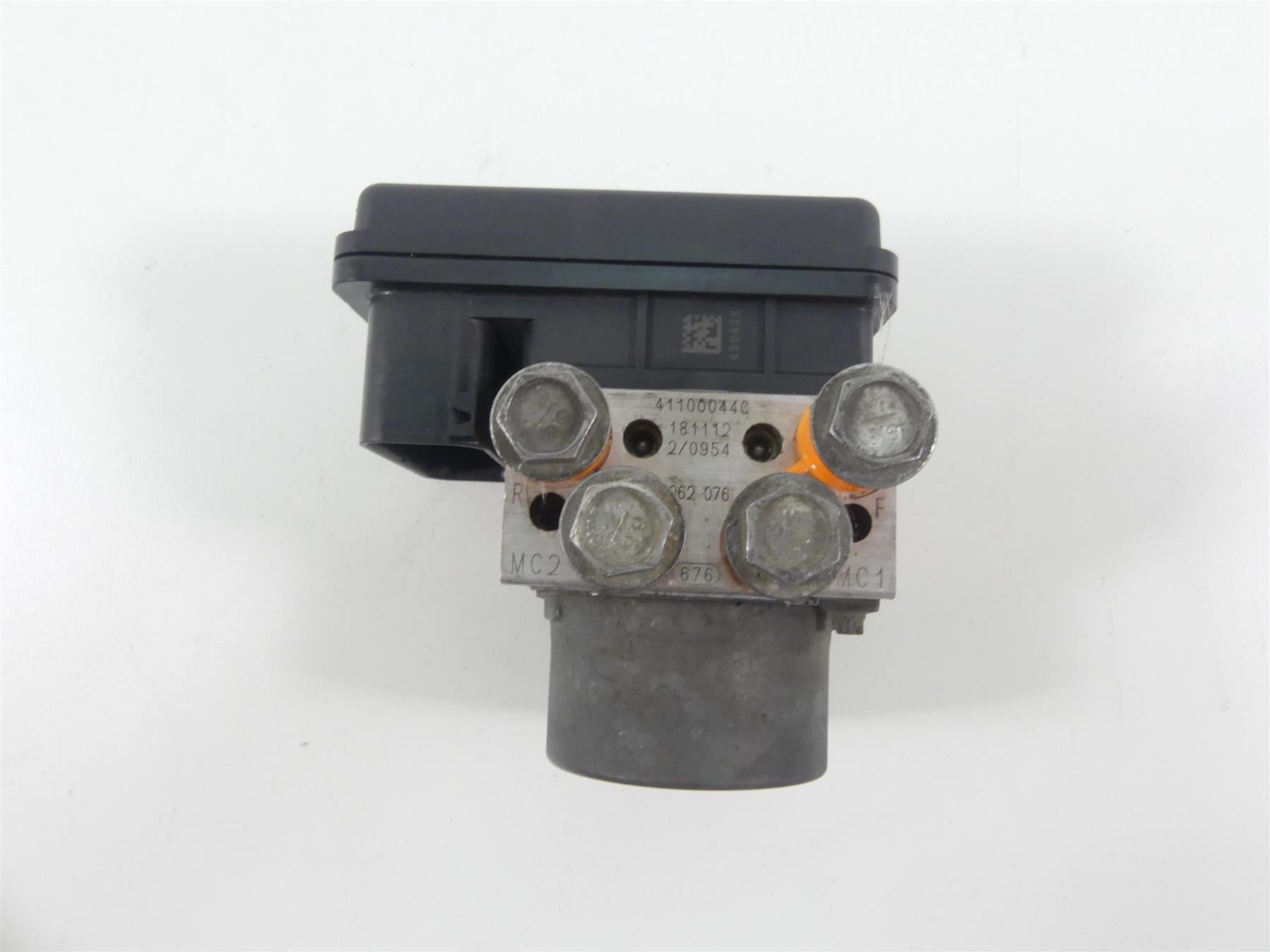 2019 Harley Softail FLSB Sport Glide Abs Brake Pump Unit Module 41100043C {{ shop.shopifyCountryName }} - Mototech271