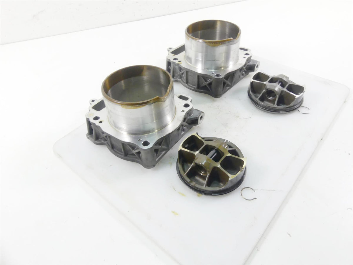 2015 KTM 1290 Adventure Cylinder Jugs Piston Set 6133003820024 {{ shop.shopifyCountryName }} - Mototech271