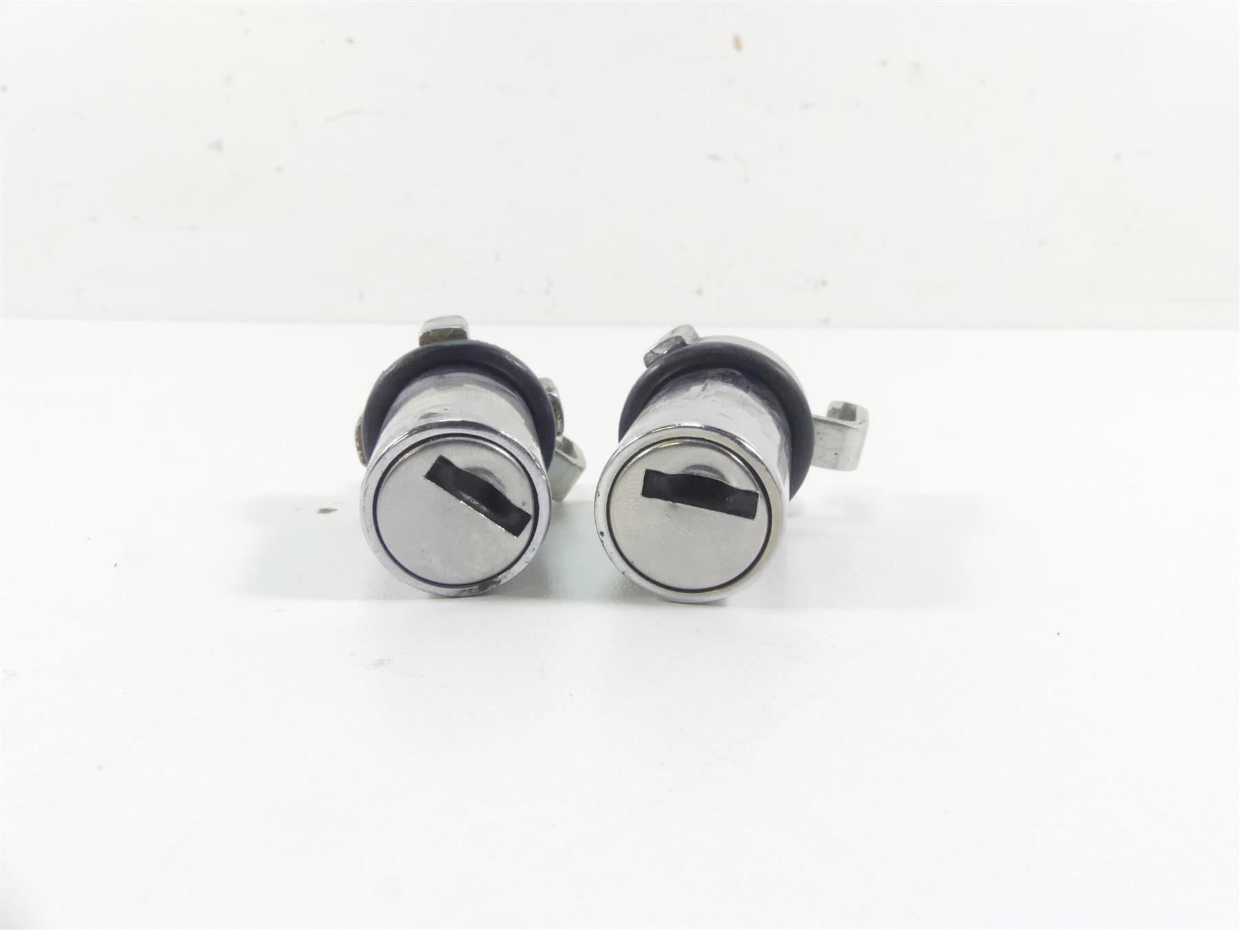 2013 Triumph Rocket 3 Touring Ignition Switch Key Saddle Bag Lock Set T2500519 {{ shop.shopifyCountryName }} - Mototech271