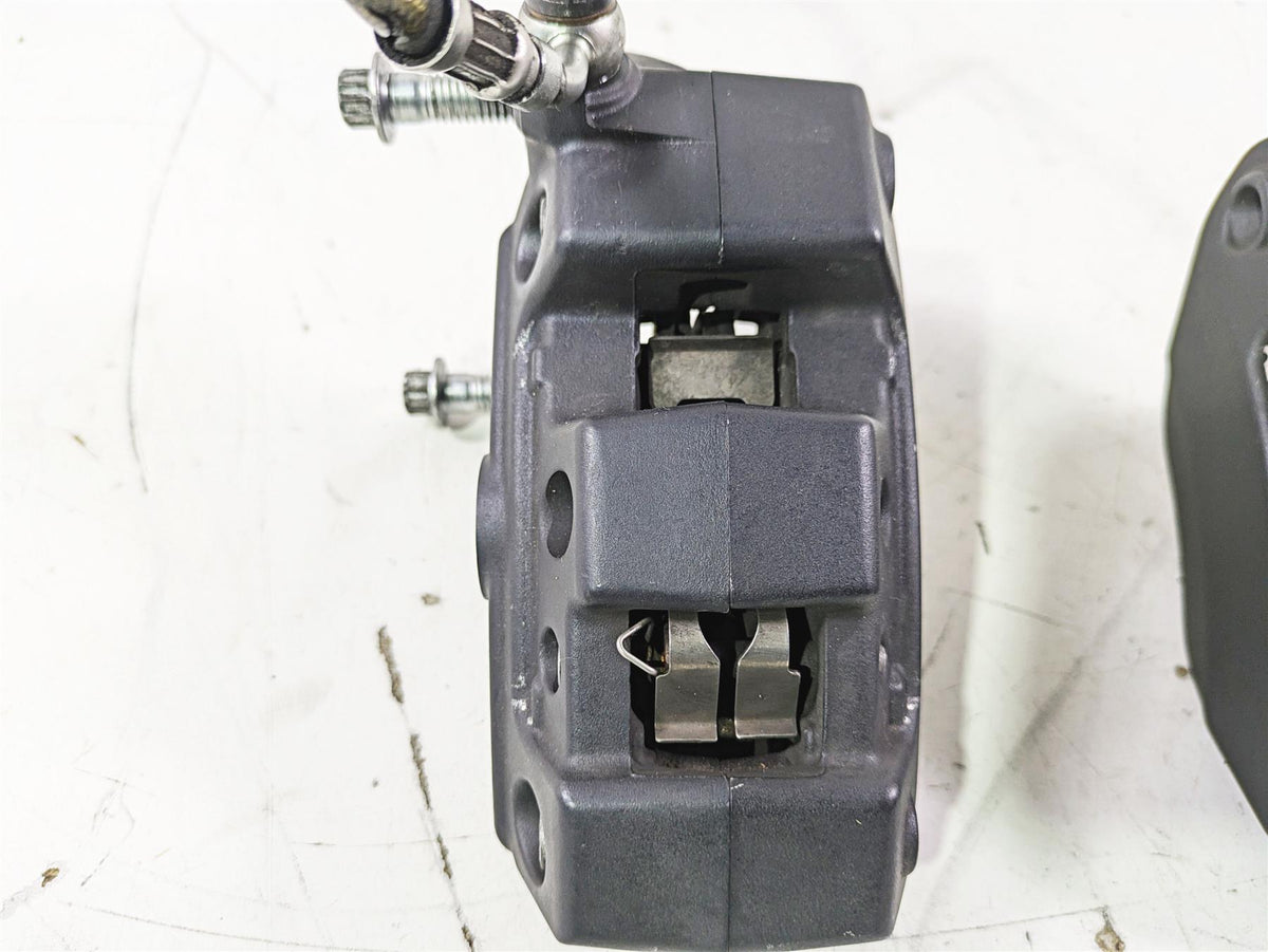 2012 Harley VRSCF Muscle V Rod Front Brembo Brake Caliper Set 44731-08 44732-08 {{ shop.shopifyCountryName }} - Mototech271