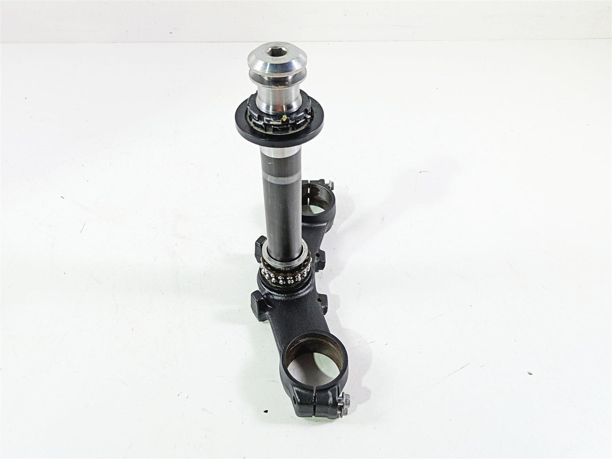 2020 Kawasaki Z900 ZR900 Lower Triple Tree Steering Clamp 44037-0167-18R {{ shop.shopifyCountryName }} - Mototech271