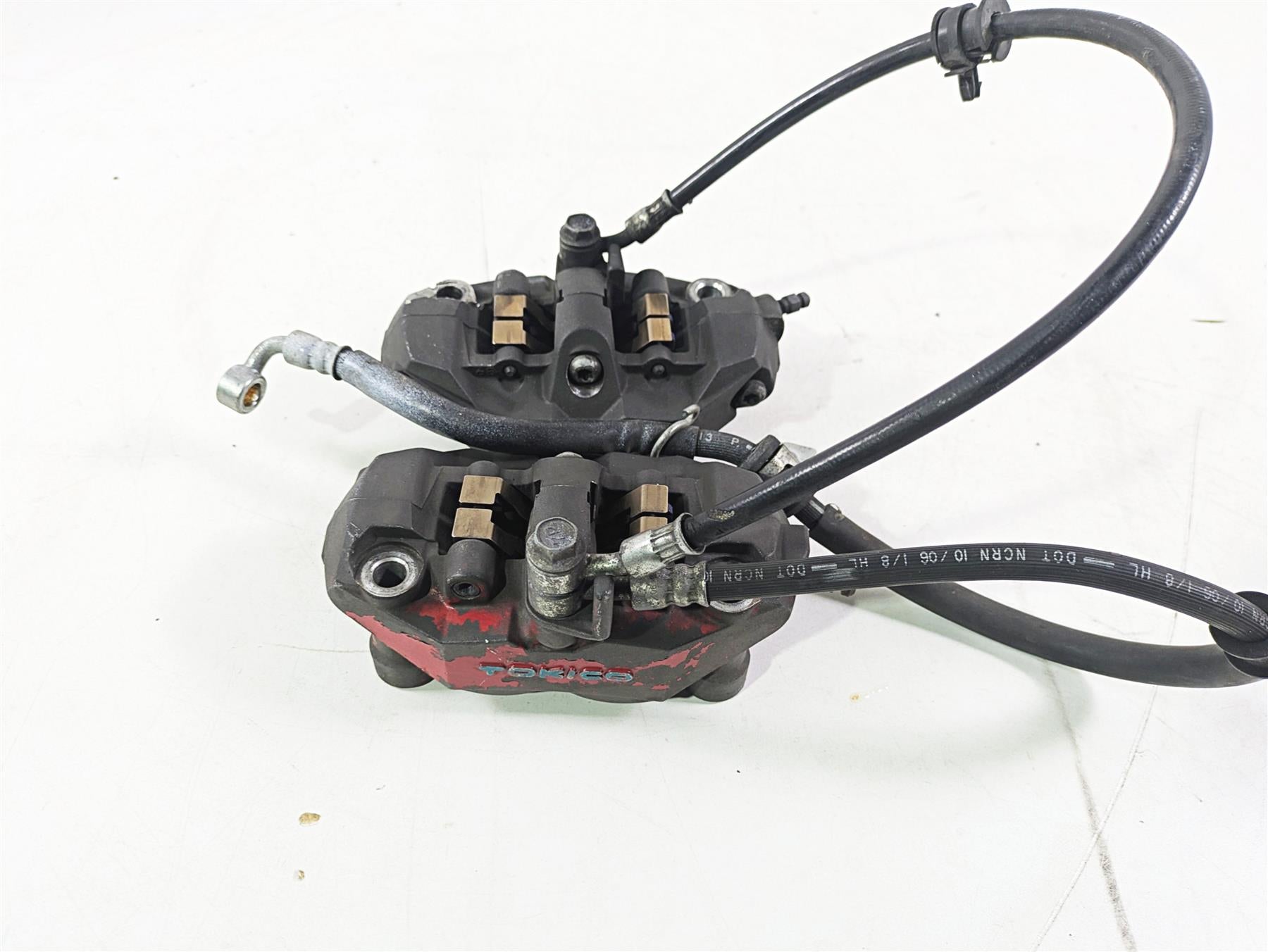 2007 Suzuki GSXR600 Front Brake Calipers 110mm Tokico 59100-41G00-999 {{ shop.shopifyCountryName }} - Mototech271