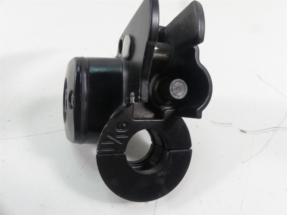 1998 Harley Touring FLHTC Electra Glide Front Brake Master Cylinder 41700737 {{ shop.shopifyCountryName }} - Mototech271