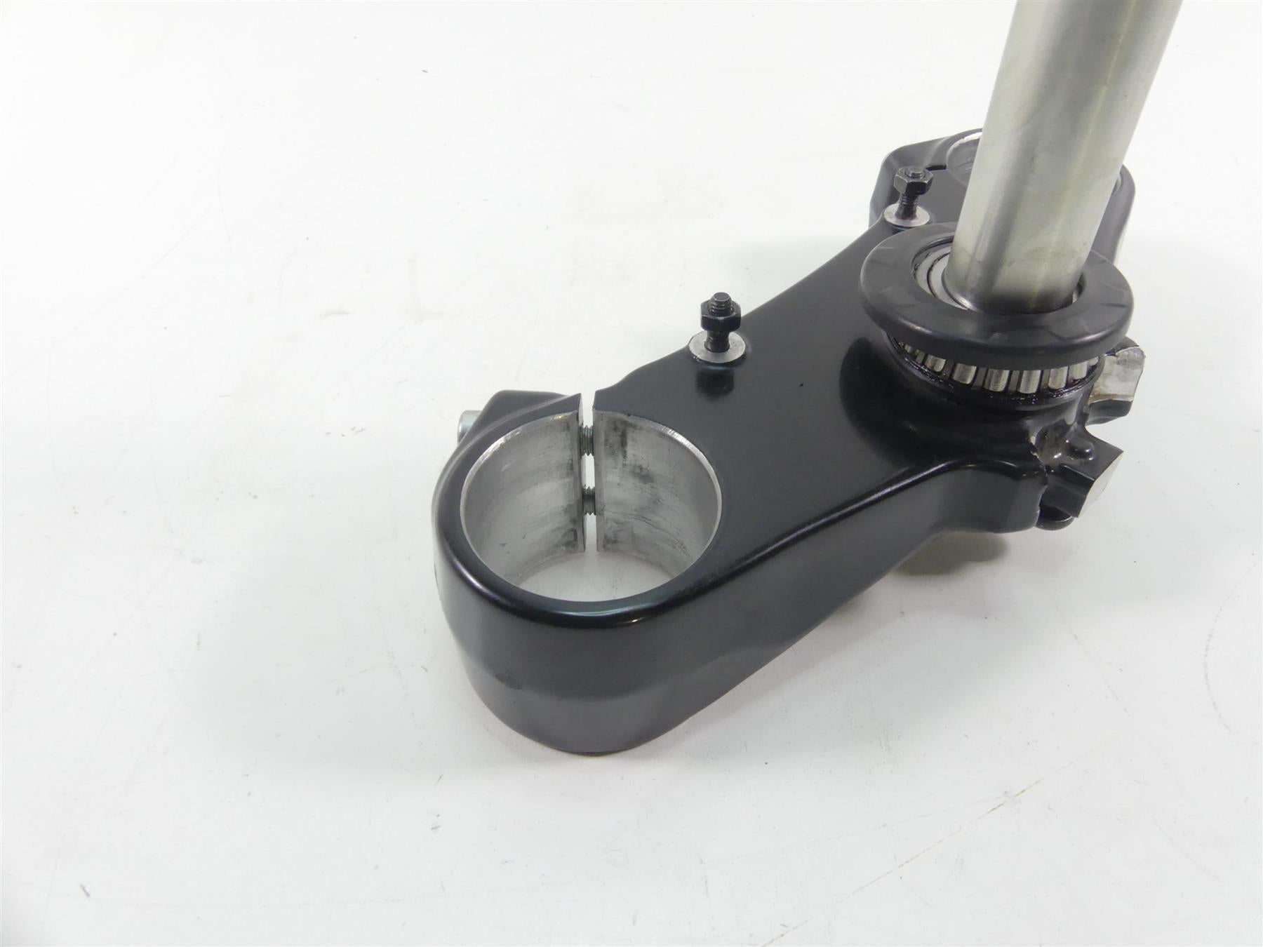 2022 Indian FTR1200 S Lower Triple Tree Steering Clamp 55mm - Read 1824994 {{ shop.shopifyCountryName }} - Mototech271