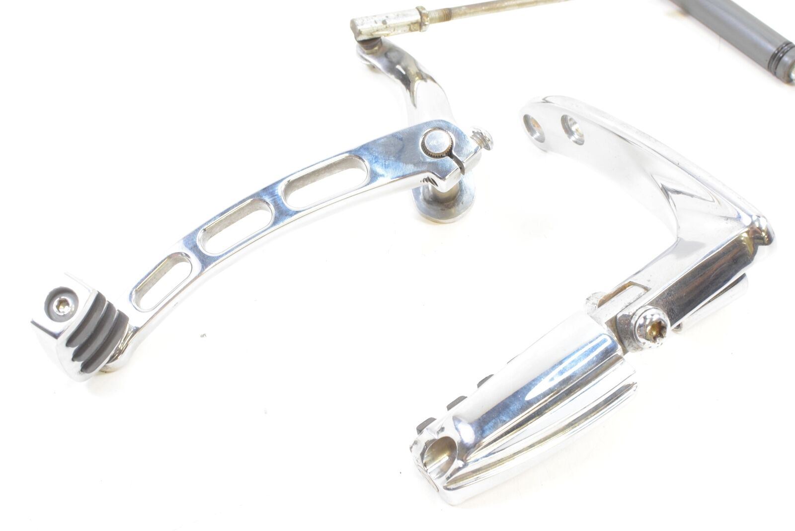 2000 Harley Dyna FXD Super Glide Chrome Forward Foot Peg Shifter Brake Pedal Set {{ shop.shopifyCountryName }} - Mototech271