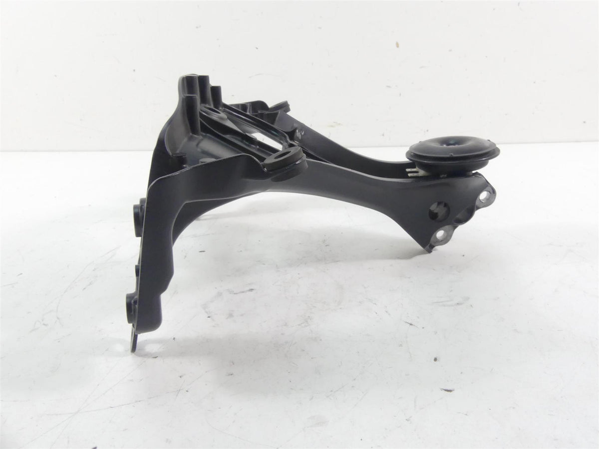 2015 Honda CBR1000 RR SC59 Front Stay Holder Carrier Mount 64501-MFL-020 {{ shop.shopifyCountryName }} - Mototech271