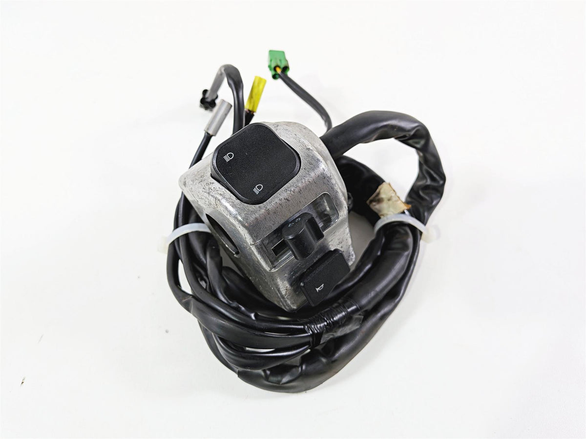 2012 Yamaha XV1900 Raider S Left Hand Control Switch Light Blinker 5C7-83972-10 {{ shop.shopifyCountryName }} - Mototech271