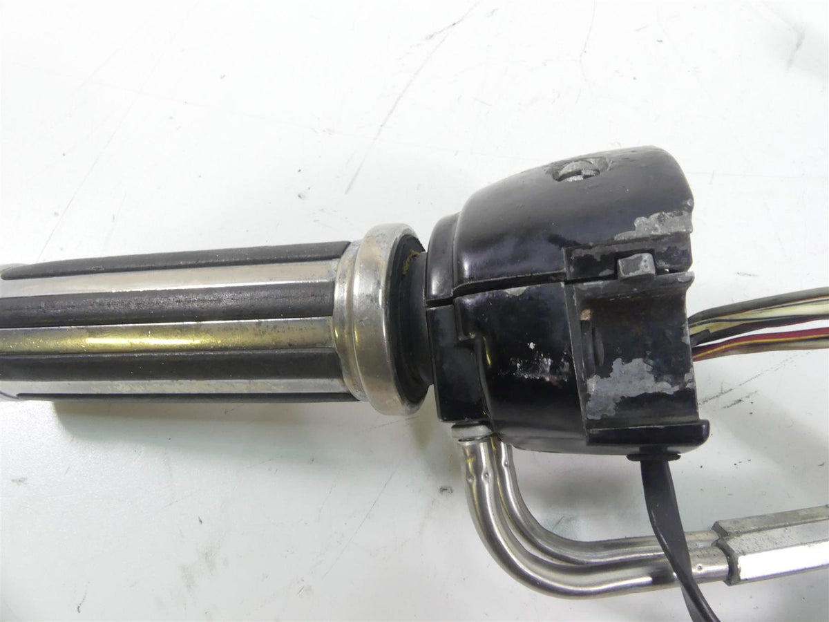 2011 Harley FXDWG Dyna Wide Glide Right Hand Control Switch - Read 71684-06A {{ shop.shopifyCountryName }} - Mototech271