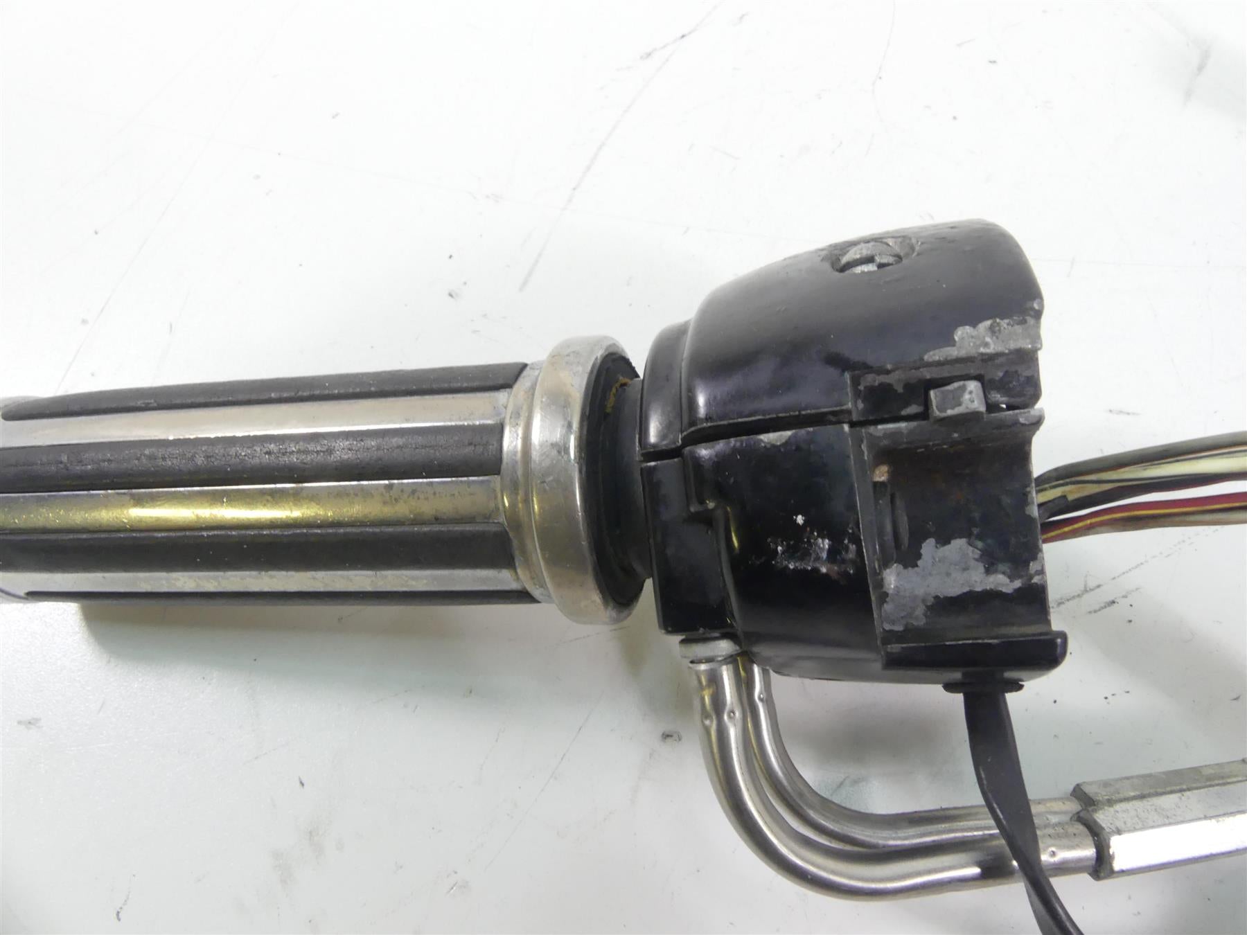 2011 Harley FXDWG Dyna Wide Glide Right Hand Control Switch - Read 71684-06A {{ shop.shopifyCountryName }} - Mototech271