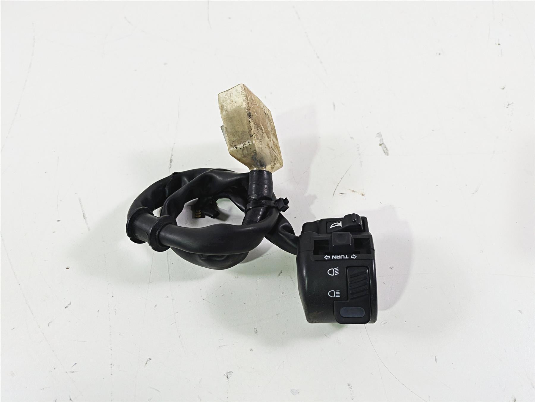 2017 Honda CBR600RR Left Hand Blinker Light Control Switch 35200-MJC-A01 {{ shop.shopifyCountryName }} - Mototech271