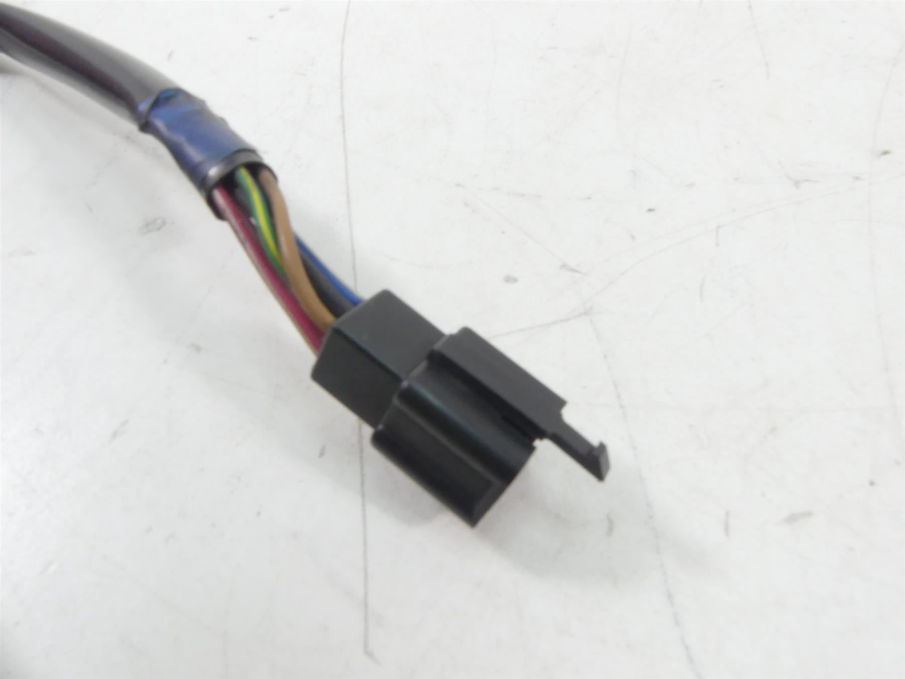 2001 Kawasaki ZX600J2 ZX6R Ninja Right Hand Kill Start Control Switch 46091-1823 {{ shop.shopifyCountryName }} - Mototech271