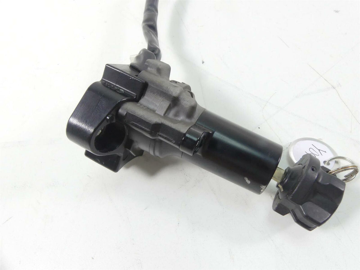 2020 Yamaha VMX17 1700 Ignition Switch Key Lock Tank Cap Set 2S3-82501-30-00 {{ shop.shopifyCountryName }} - Mototech271