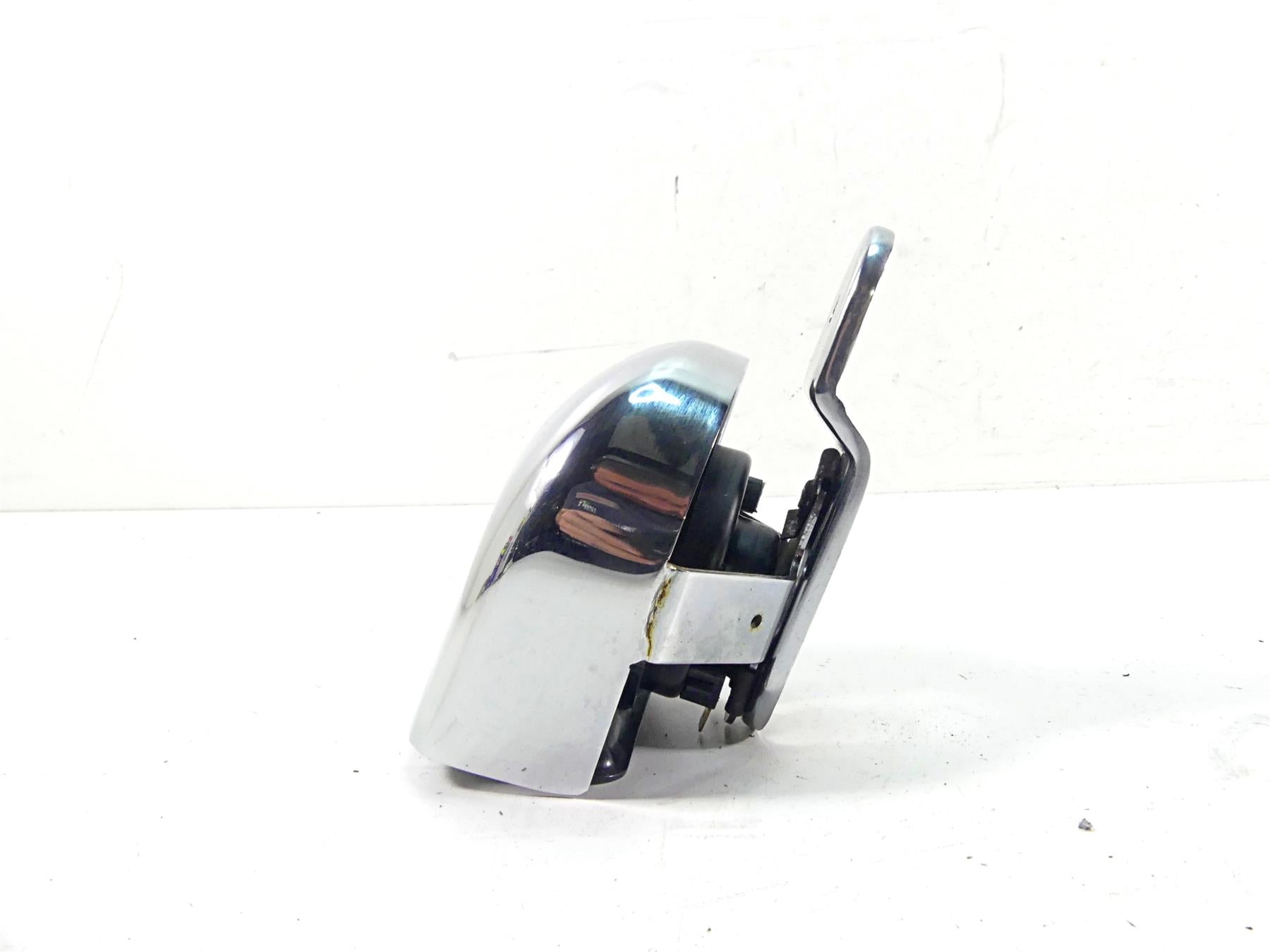 2004 Harley Touring FLHTCUI Electra Glide Horn & Chrome Cover 61300478A {{ shop.shopifyCountryName }} - Mototech271