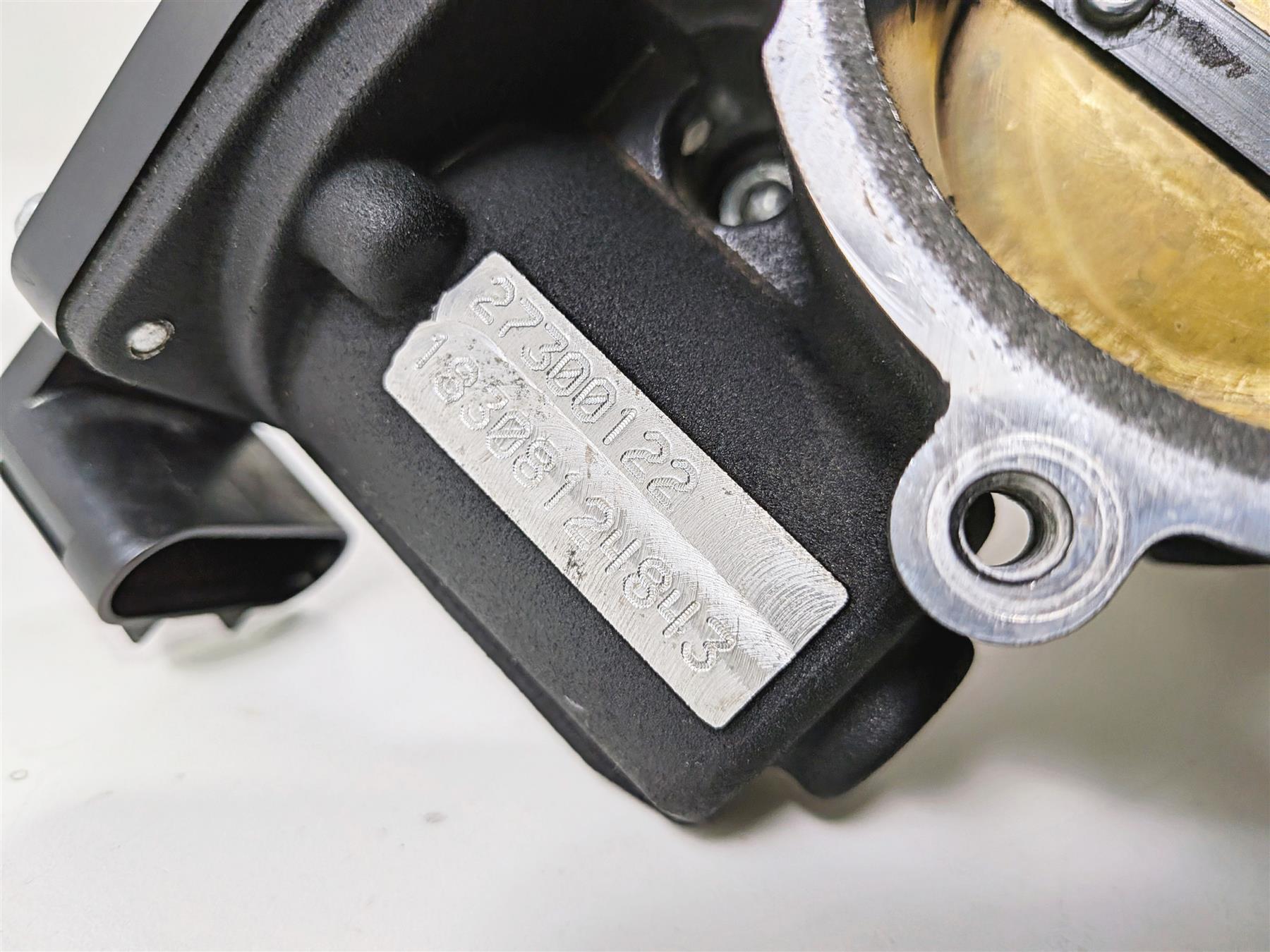 2018 Harley FLHTCU Touring Electra Glide Throttle Body Fuel Injectors 27300122-Mototech271