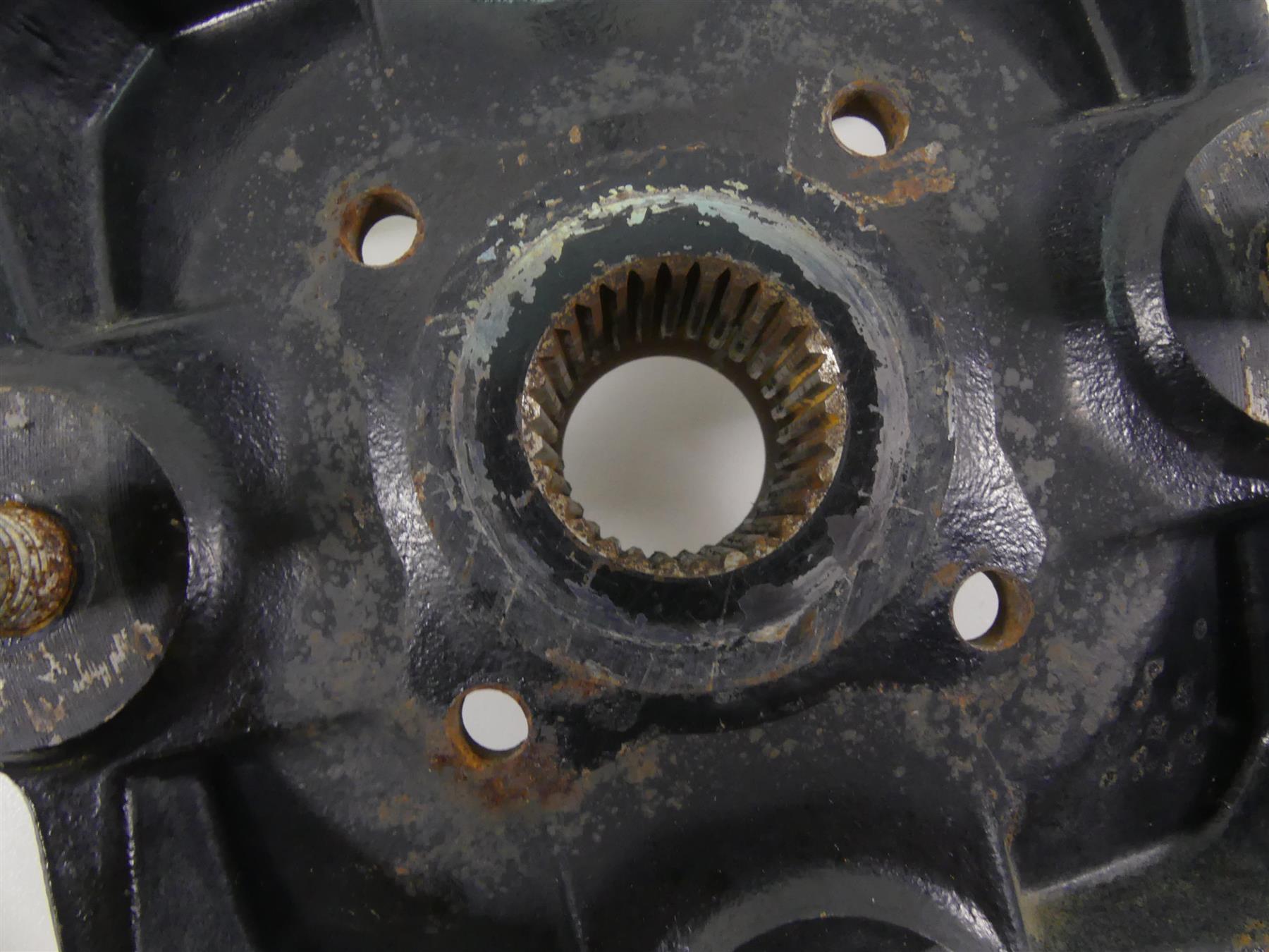 2018 Can Am Maverick X3 Turbo STD Left Front Wheel Rim Hub 705502122 {{ shop.shopifyCountryName }} - Mototech271