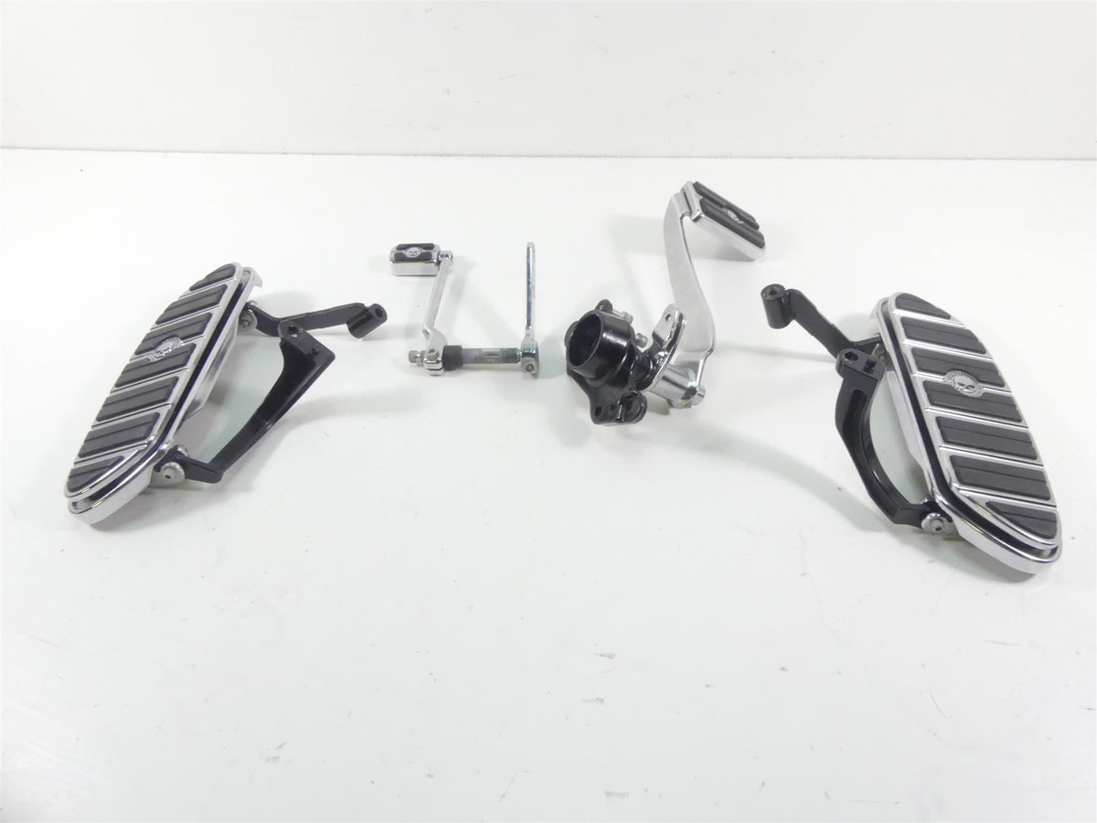 2010 Harley Touring FLHX Street Glide Willie G Skull Front Chrome Floor Boards {{ shop.shopifyCountryName }} - Mototech271