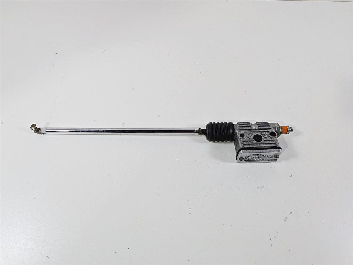 1995 Harley XL883 Sportster Hugger Rear Master Cylinder & Brake Rod 42456-87D {{ shop.shopifyCountryName }} - Mototech271