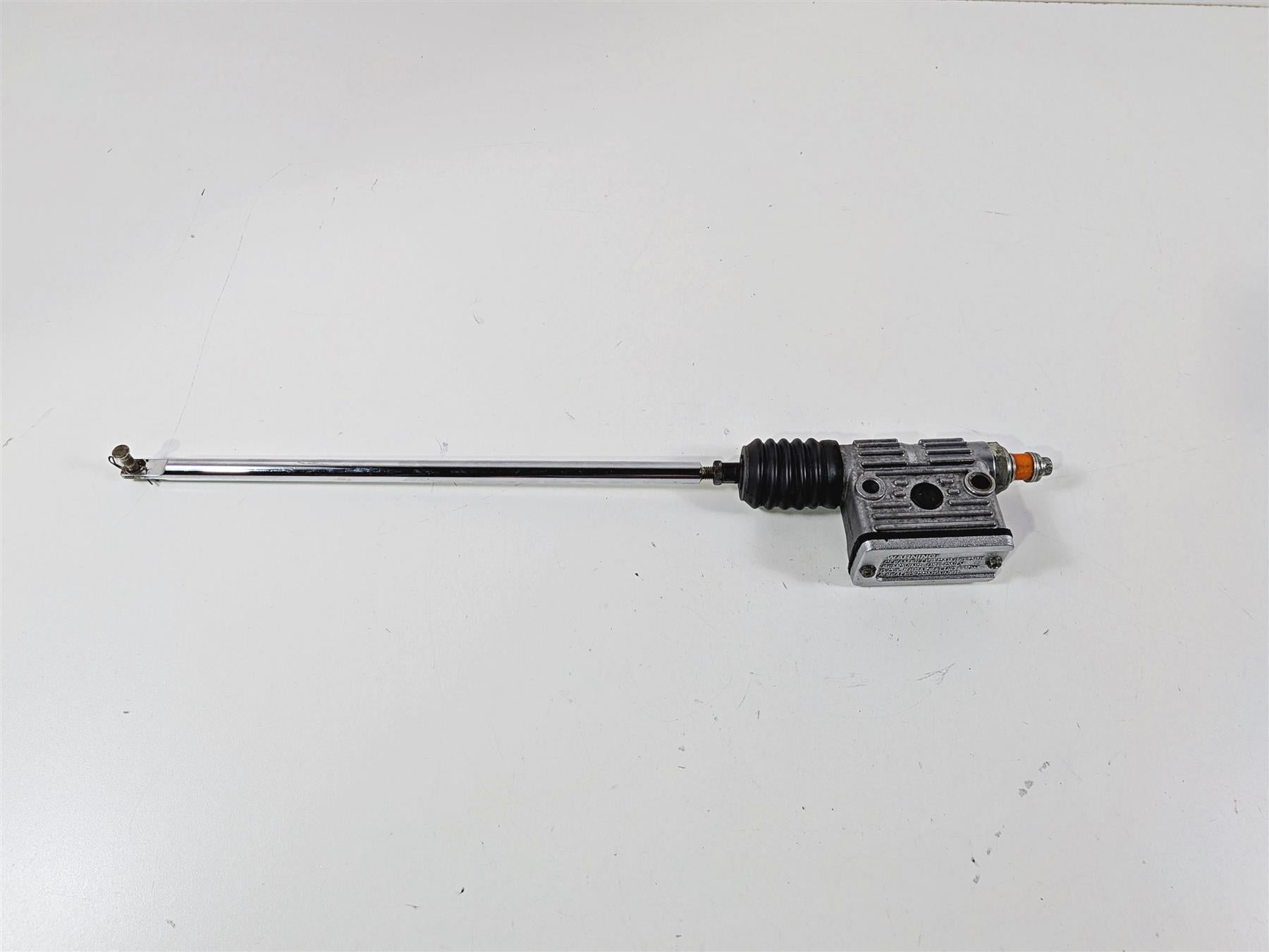 1995 Harley XL883 Sportster Hugger Rear Master Cylinder & Brake Rod 42456-87D {{ shop.shopifyCountryName }} - Mototech271