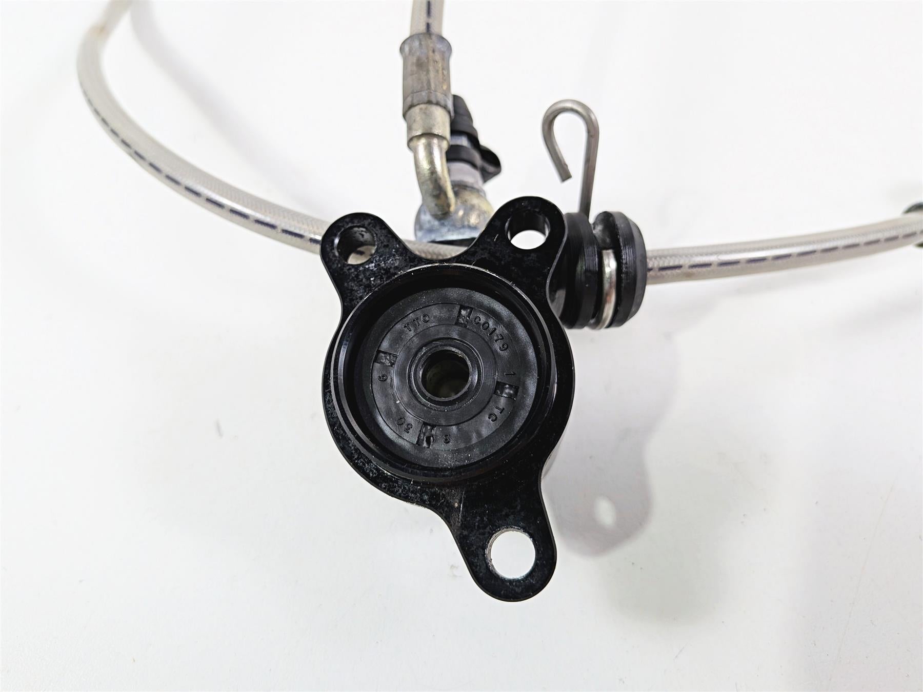 2008 Aprilia RSVR 1000 Factory Oberon Clutch Slave Cylinder & Line CLU-0120 {{ shop.shopifyCountryName }} - Mototech271