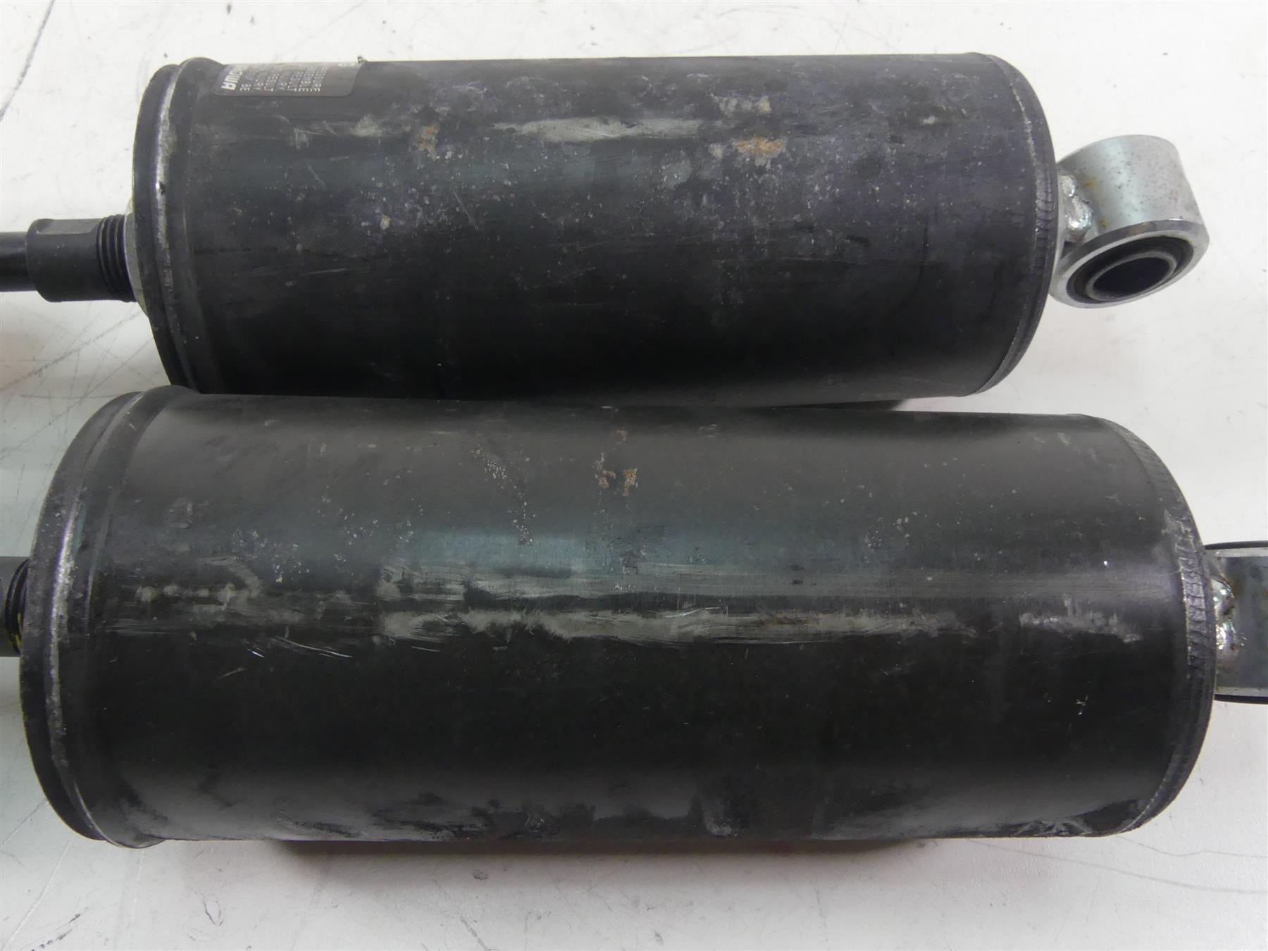 2016 Harley FLS Softail Slim Straight Rear Damper Shock Set 54549-04 {{ shop.shopifyCountryName }} - Mototech271