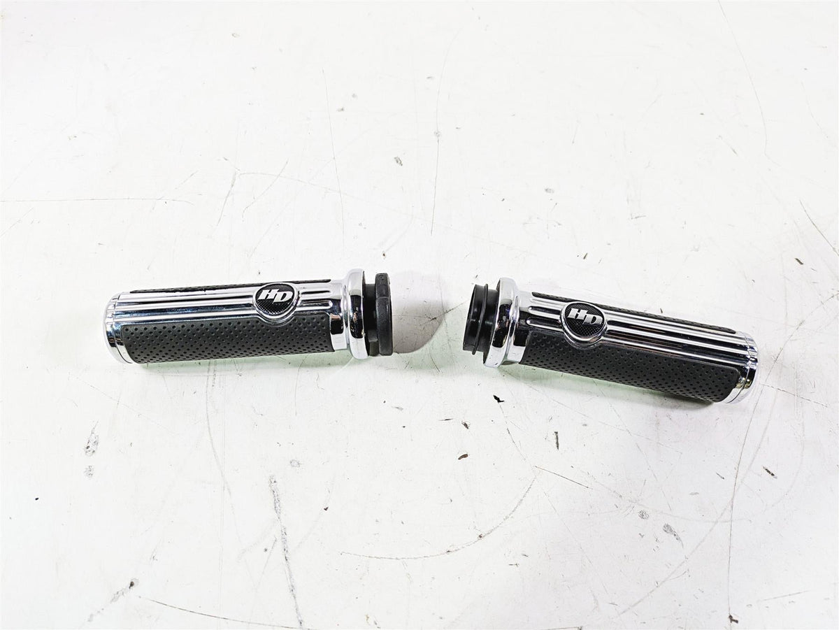 2015 Harley Touring FLHTKL E -Glide Low Defiance Hand Grips Set 56100158 {{ shop.shopifyCountryName }} - Mototech271