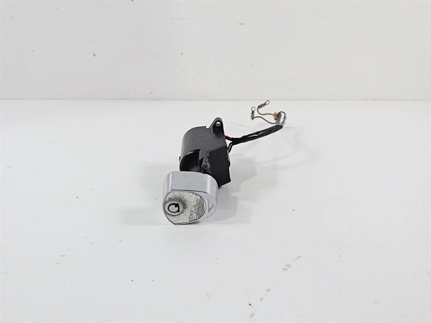 1993 Harley Touring FLHTCU Electra Glide Ignition Switch Unlocked ; VIN 71526-93B {{ shop.shopifyCountryName }} - Mototech271
