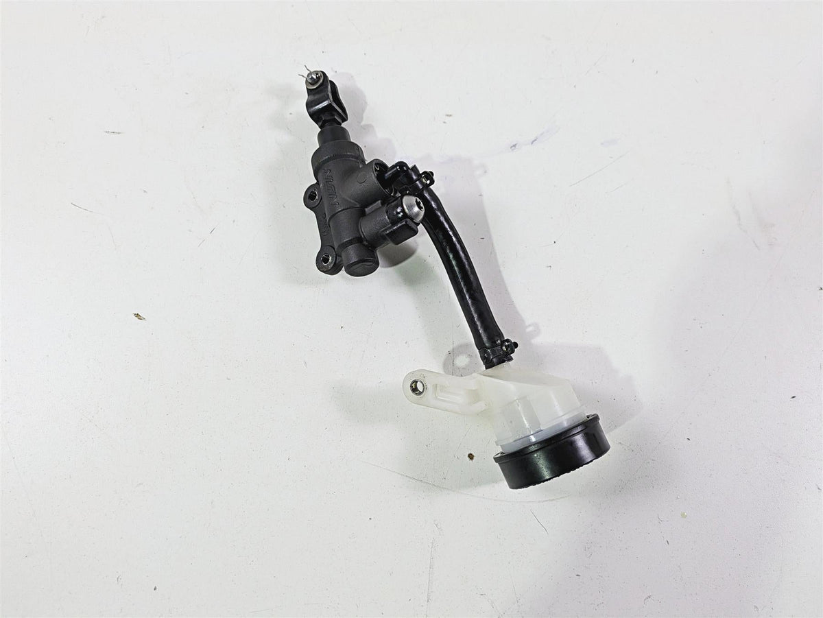 2021 BMW R1250GS K51 Adv Rear Brake Master Cylinder Nissin 1/2 34318522398 {{ shop.shopifyCountryName }} - Mototech271