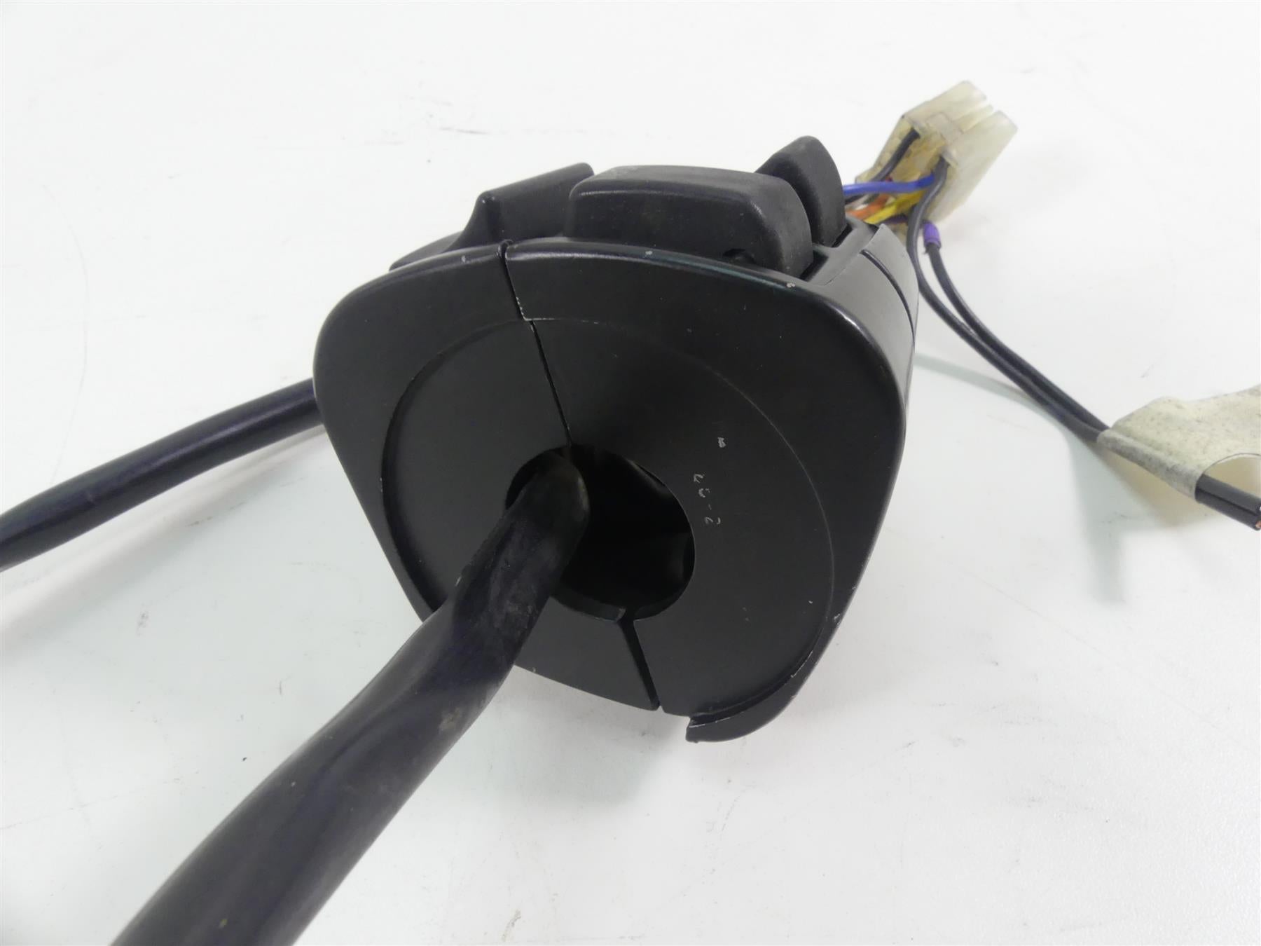 1993 Harley Dyna FXDL Low Rider Left Hand Light Horn Control Switch 70219-87 {{ shop.shopifyCountryName }} - Mototech271