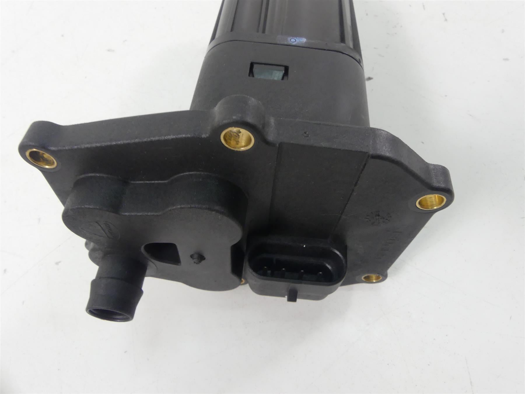 2015 Ducati Monster 1200 S Fuel Gas Petrol Pump 16024291A {{ shop.shopifyCountryName }} - Mototech271