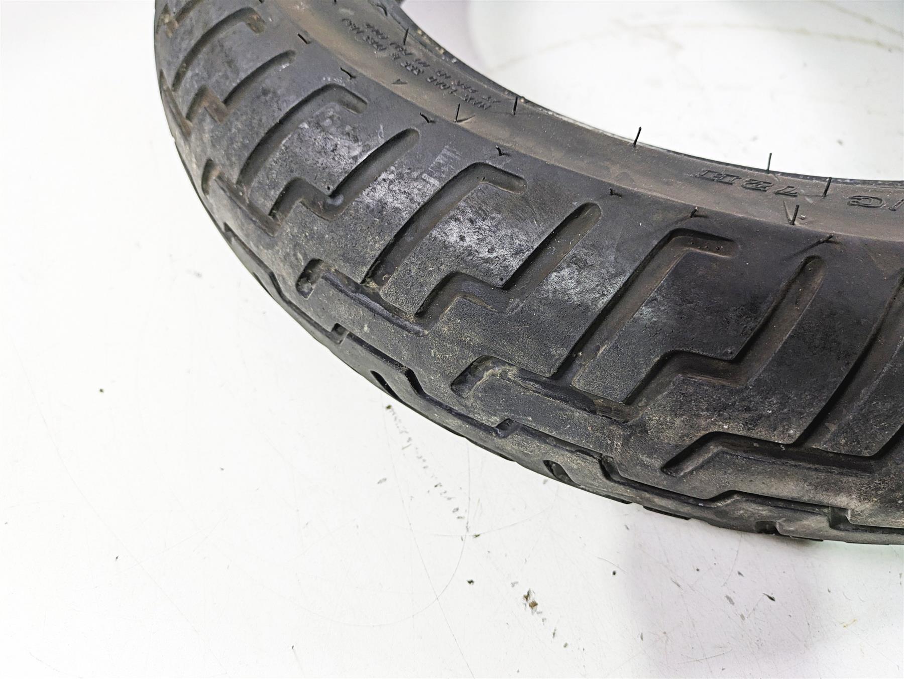 Used Front Motorcycle Tire Dunlop D404F 150/80-17 45605607 {{ shop.shopifyCountryName }} - Mototech271