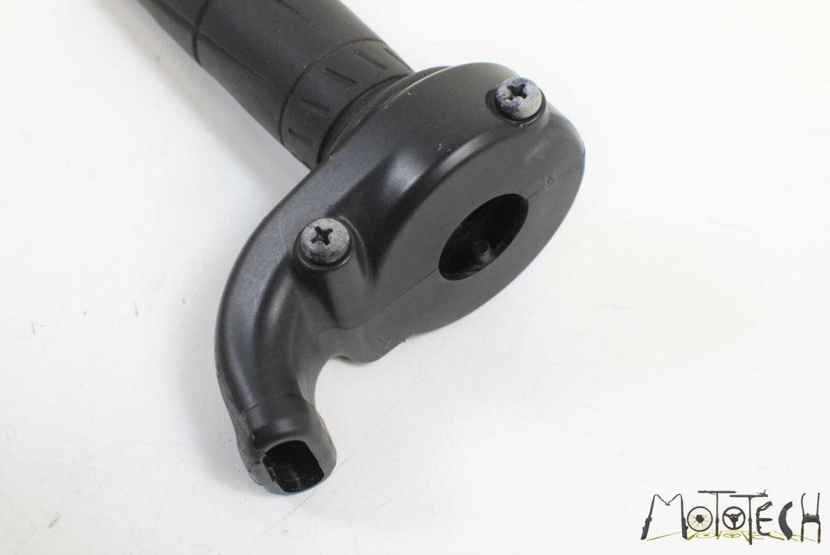 2015 Kawasaki ZX10R ZX1000 Ninja Throttle Grip Handle SET 32099-0049 {{ shop.shopifyCountryName }} - Mototech271