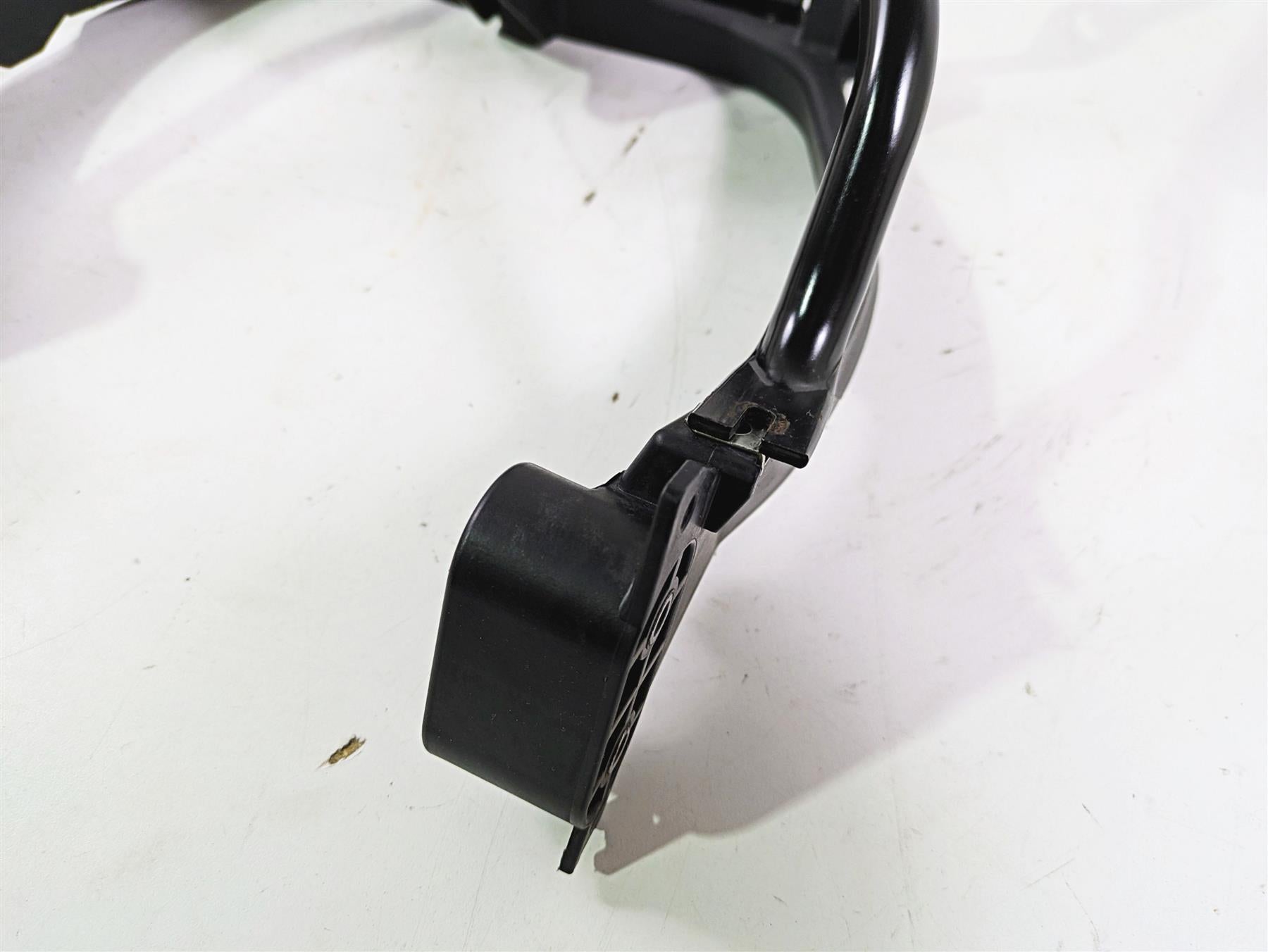2017 BMW F800GS Adv K75 Front Frame Stay Mount Holder Bracket 46637694988 {{ shop.shopifyCountryName }} - Mototech271