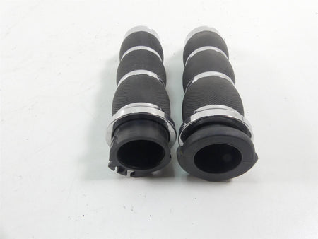 2004 Harley FXDWGI Dyna Wide Glide Avon Spike 1" Handlebar Grip Set 0630-1224 {{ shop.shopifyCountryName }} - Mototech271