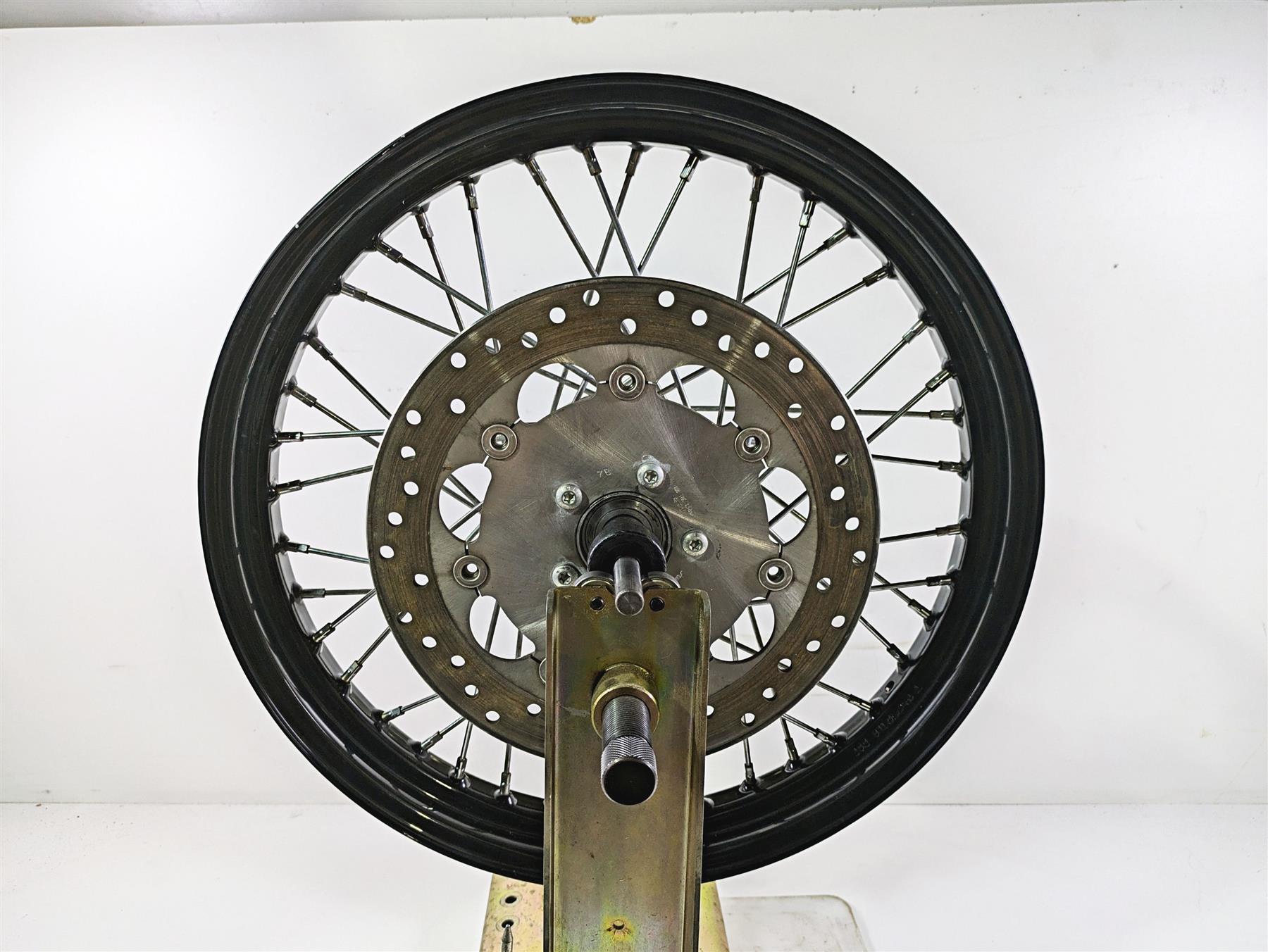 2017 Harley Dyna FXDB Street Bob 19x2.5 Front Wheel Spoke Rim - Read 41425-09 {{ shop.shopifyCountryName }} - Mototech271