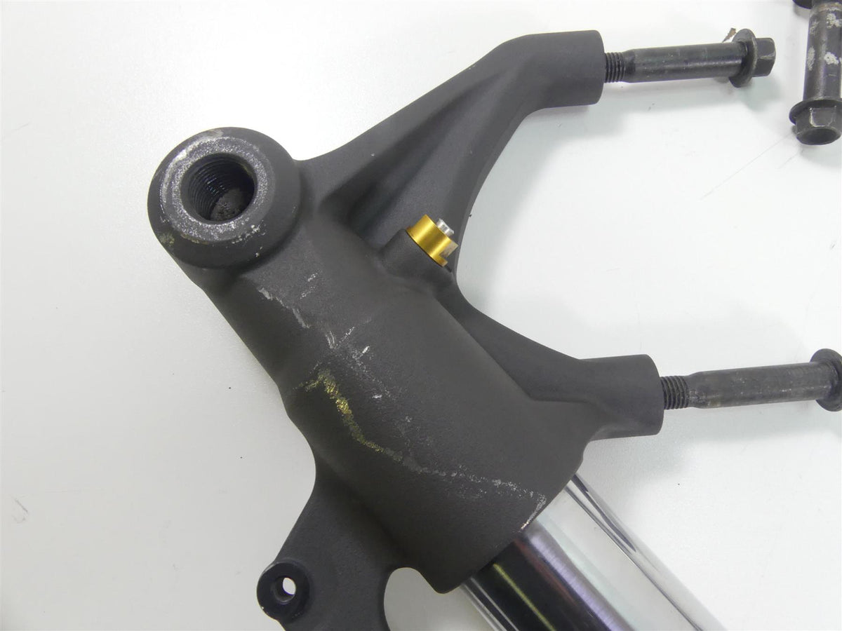 2006 Triumph Daytona 675 Front Straight Fork Leg Set T2044230 T2044240 {{ shop.shopifyCountryName }} - Mototech271