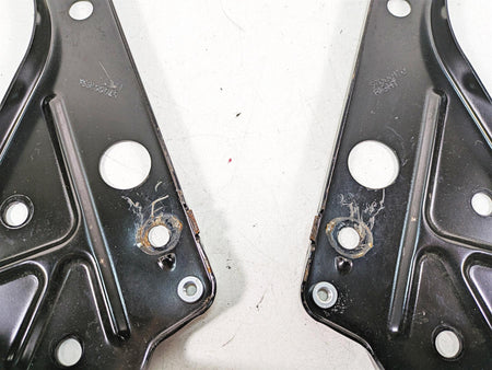 2020 Harley Touring FLHX Street Glide Front Fairing Mounting Brackets 57000170 {{ shop.shopifyCountryName }} - Mototech271