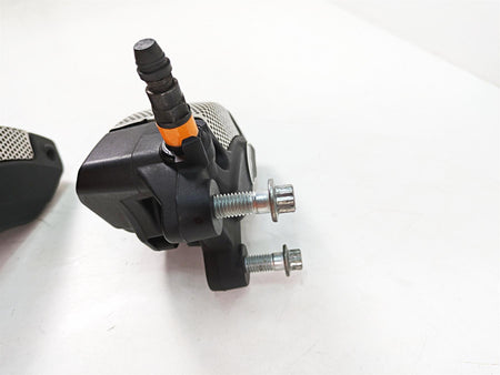 2020 Harley Touring FLHX Street Glide Front Brake Caliper Set 43027-08 44023-08 {{ shop.shopifyCountryName }} - Mototech271