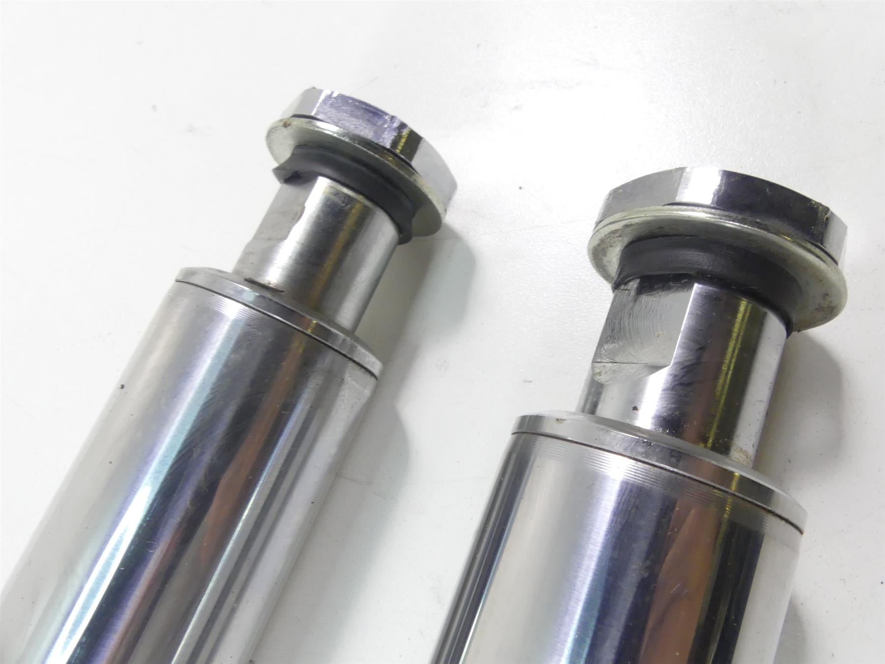 2004 Harley Softail FLSTFI Fat Boy Straight Front Fork Leg 41mm Set 45915-00 {{ shop.shopifyCountryName }} - Mototech271