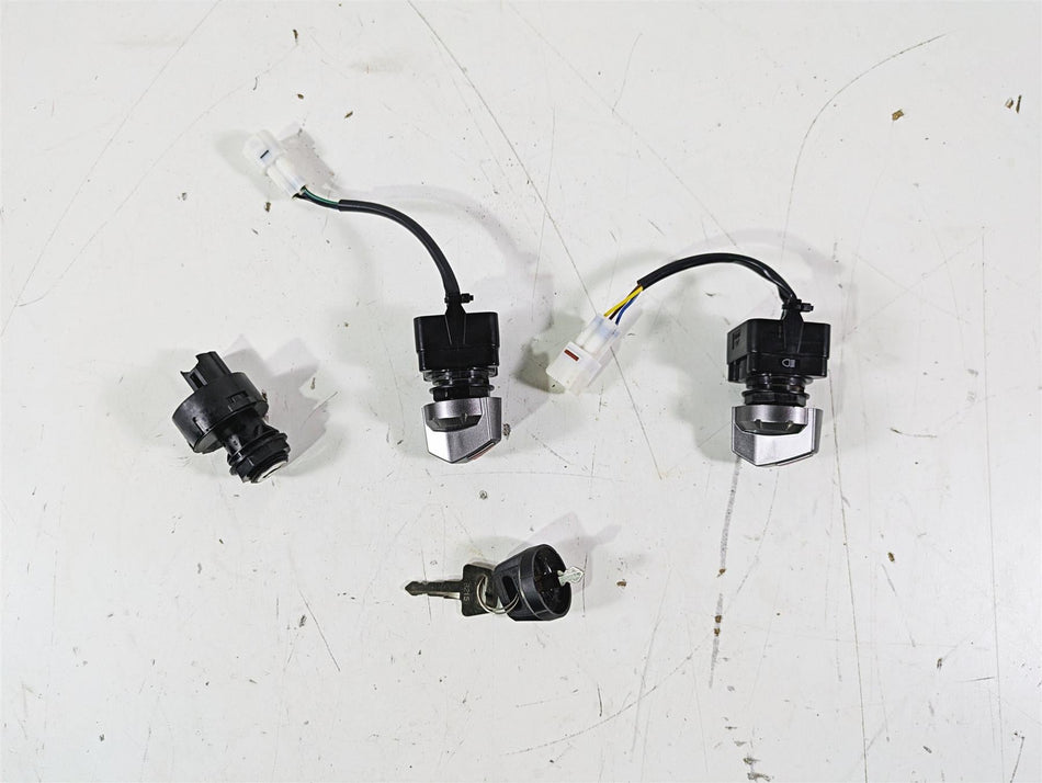2022 Yamaha YXZ1000 R Ignition Light Awd Switch Set 1XD-H2510-10-00 {{ shop.shopifyCountryName }} - Mototech271