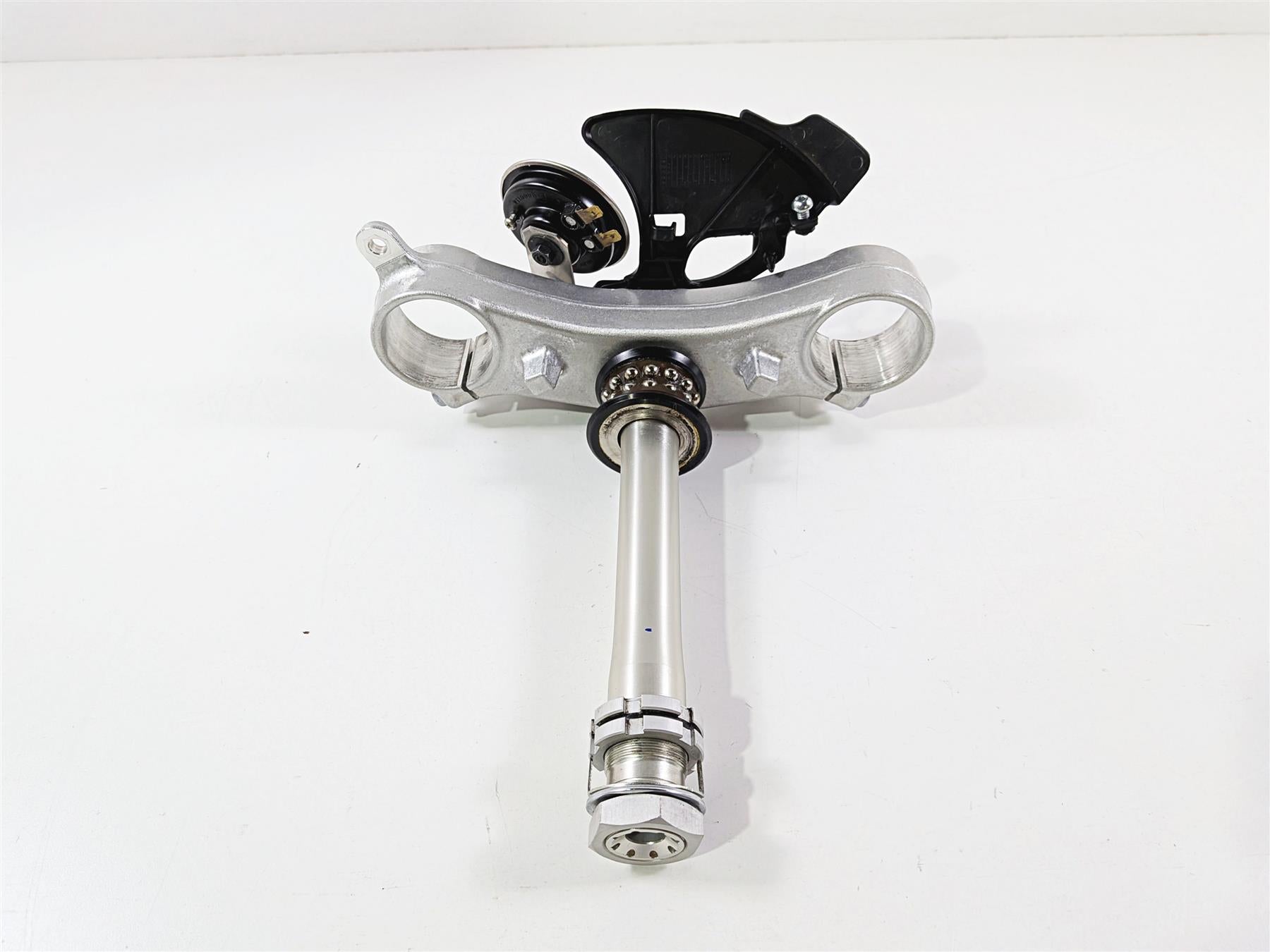 2022 Yamaha YZF R1 R1M RN65 Lower Triple Tree Steering Clamp 2CR-23340-00-00-Mototech271