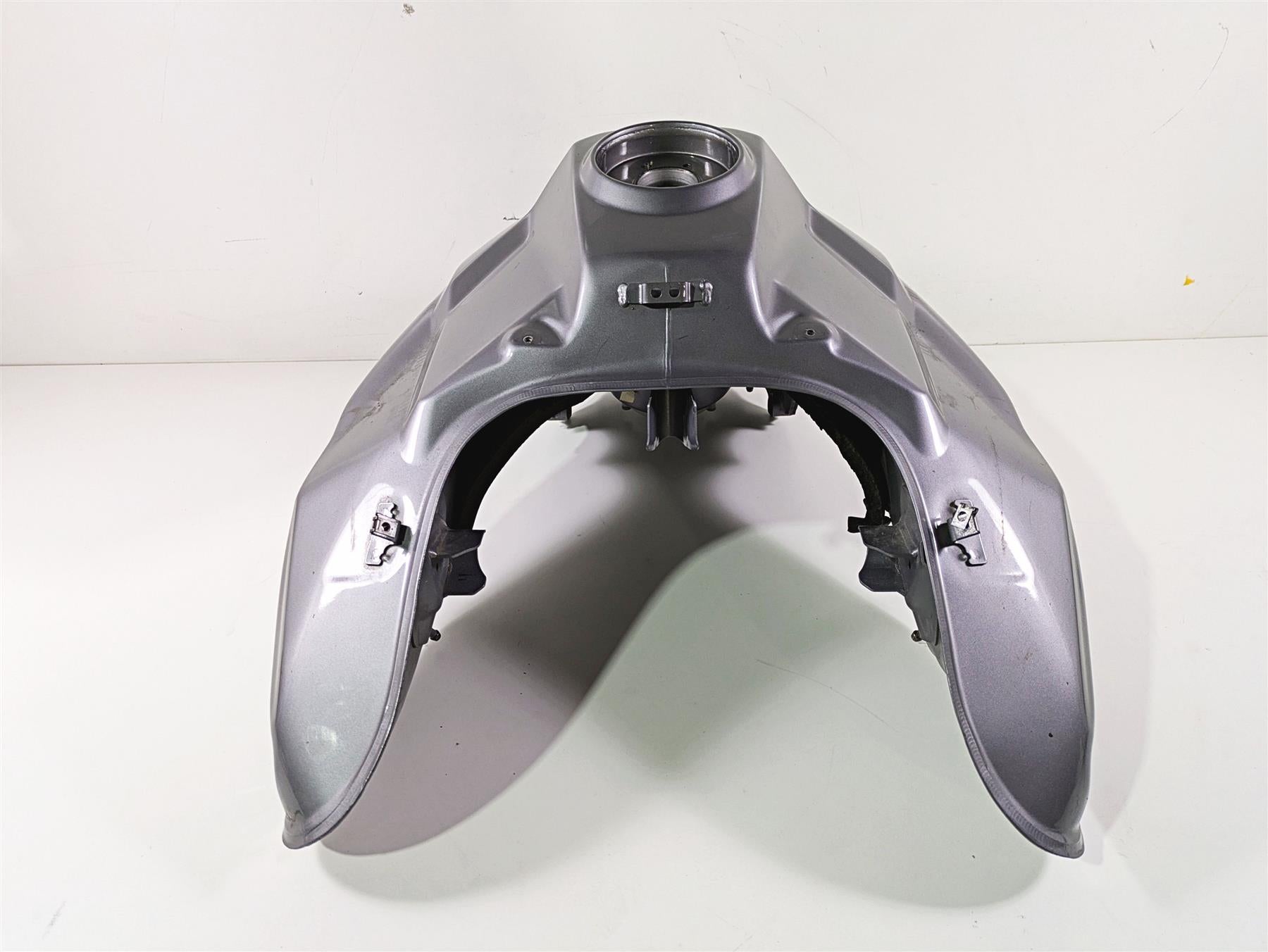 2015 Triumph Tiger Explorer XC Fuel Gas Petrol Tank Reservoir T2407054 {{ shop.shopifyCountryName }} - Mototech271