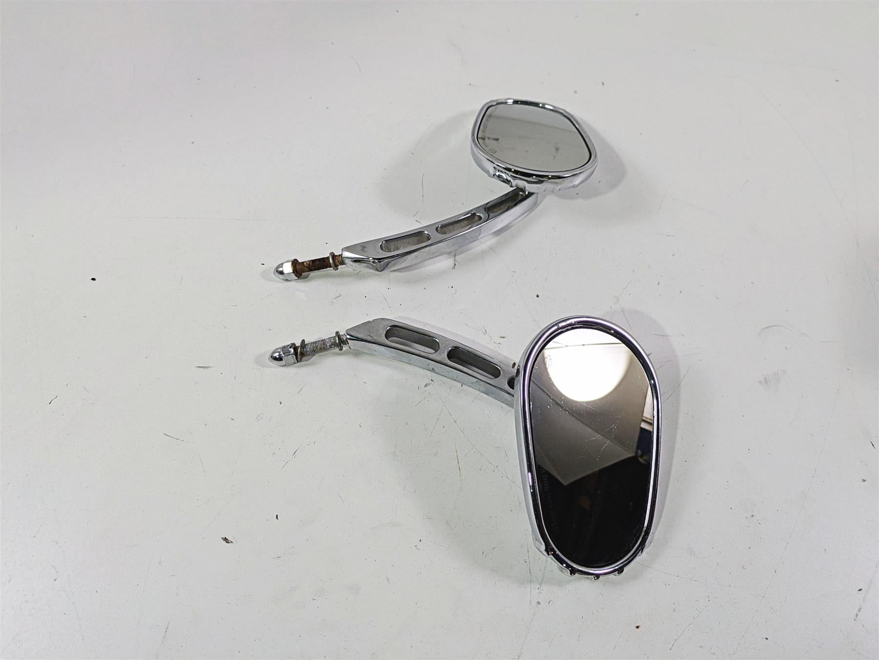 2011 Harley Touring FLHTCUSE CVO E-Glide Rear View Mirror Set 92341-09A 92342-09 {{ shop.shopifyCountryName }} - Mototech271