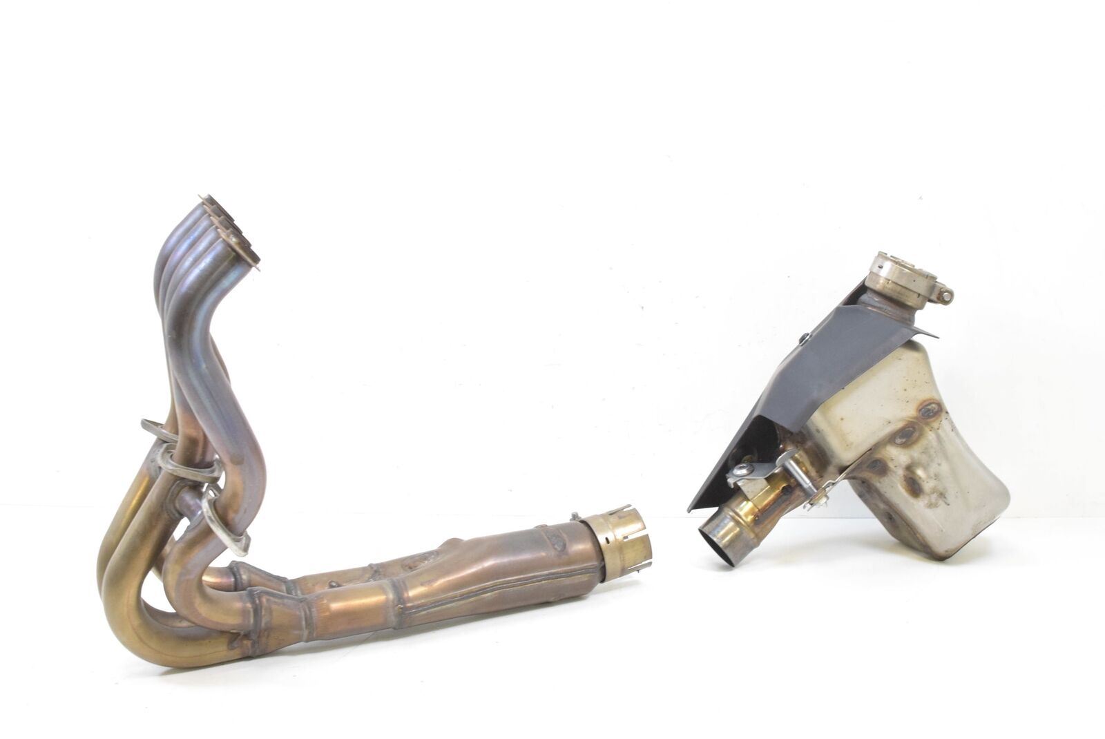 2018 Kawasaki ZX6R ZX636 Ninja Exhaust Header Chamber Set 39178