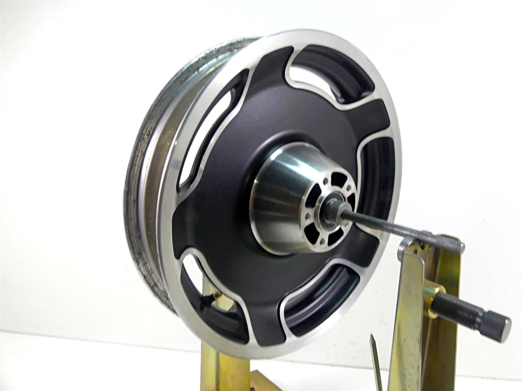 2008 Harley Touring FLHX Street Glide Straight 16x3 Front Wheel 41285-06 {{ shop.shopifyCountryName }} - Mototech271
