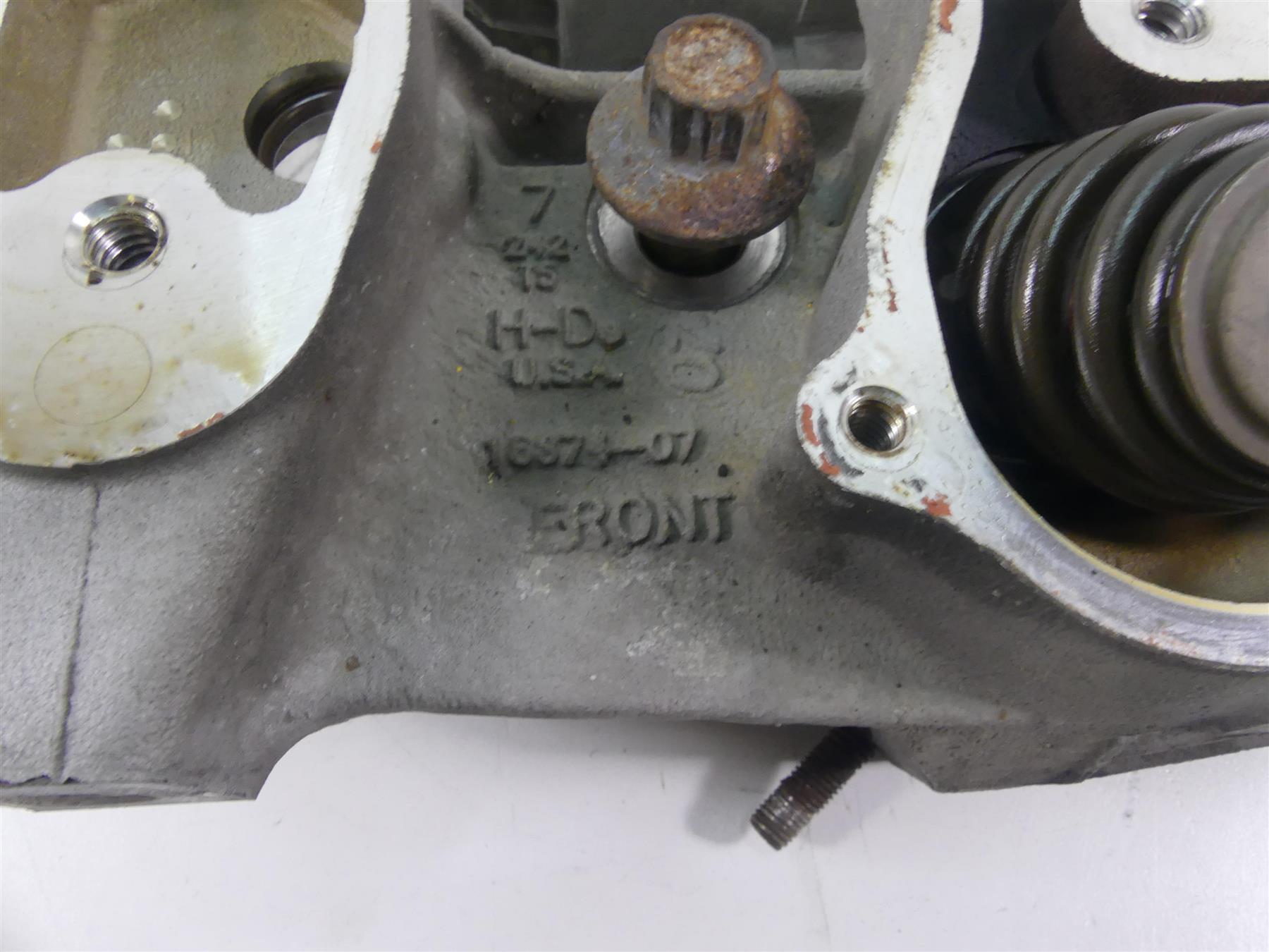 2007 Buell XB12 SS Lightning Front Cylinderhead Cylinder Head 16872-07 {{ shop.shopifyCountryName }} - Mototech271