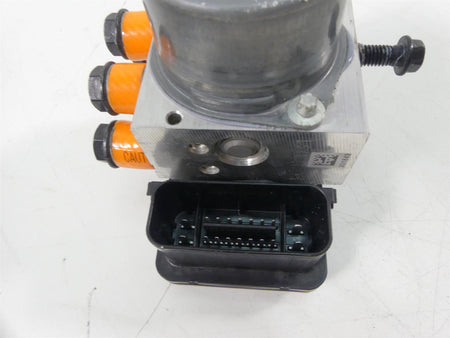 2018 Ducati Panigale 1100 V4 S Abs Brake Pump Module Unit 54240781A {{ shop.shopifyCountryName }} - Mototech271