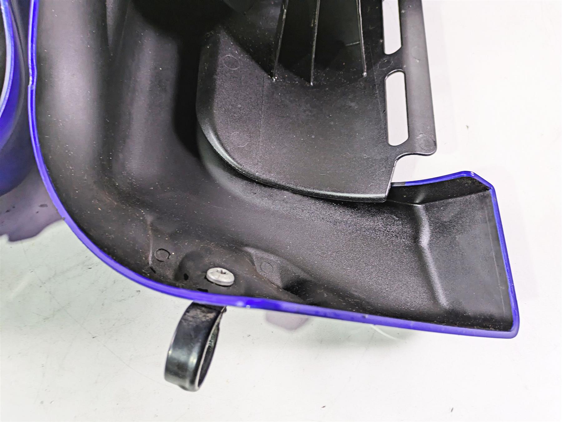 2011 Harley Touring FLHTCUSE CVO E-Glide Lower Leg Fairing Set 57100091 57100092 {{ shop.shopifyCountryName }} - Mototech271